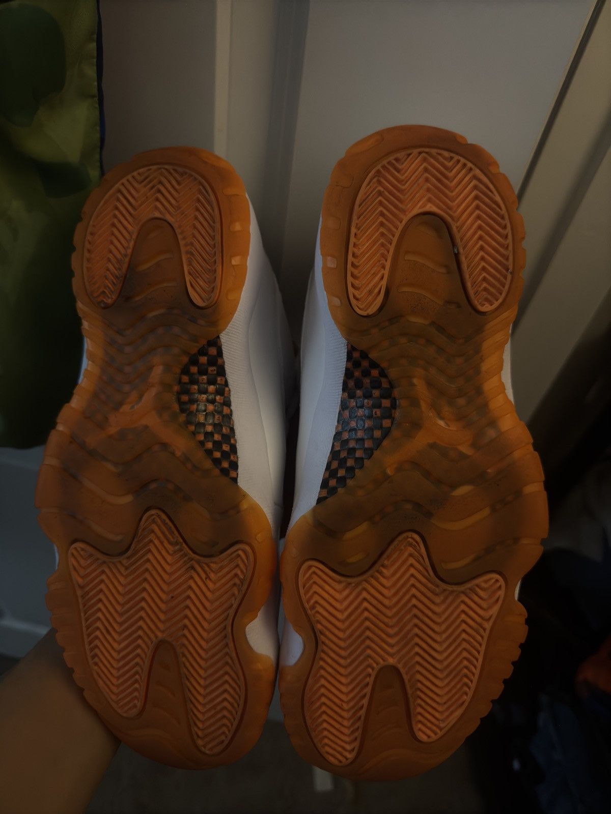 Jordan Brand Jordan 11 low citrus Size US 9.5 / EU 42-43 - 6 Thumbnail