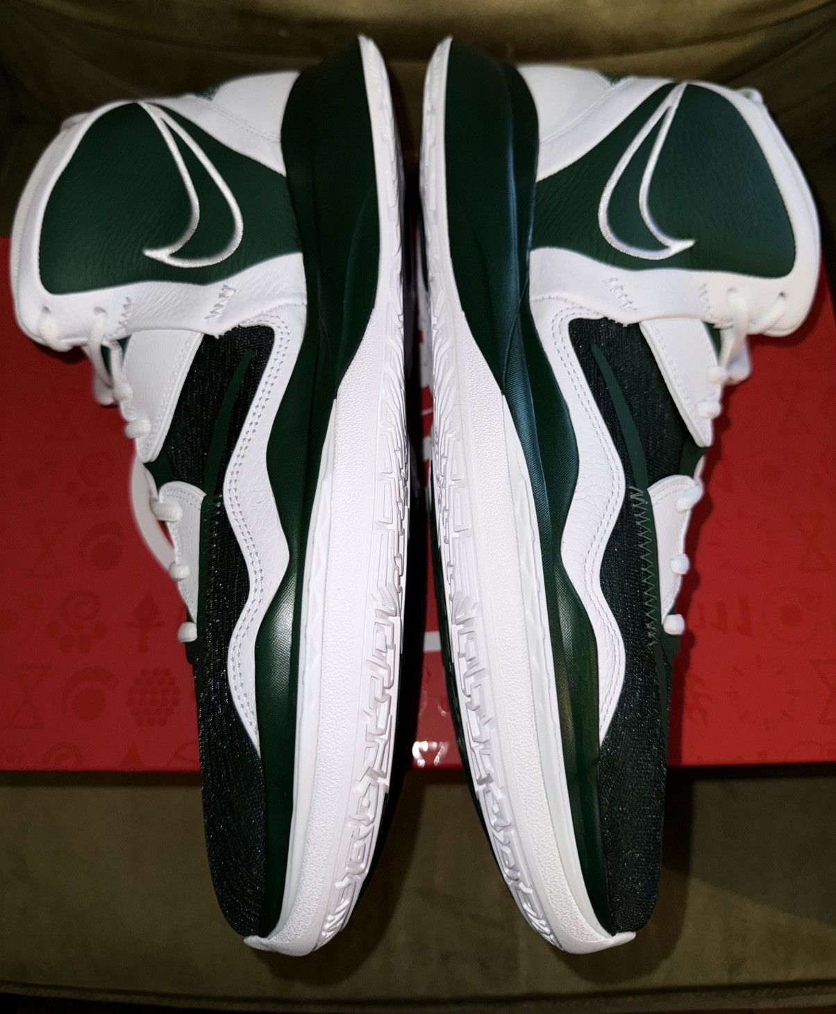 Nike Nike Kyrie Infinity 8 “Promo” (players only) Gorge Green NEW Size US 15 / EU 48 - 8 Thumbnail