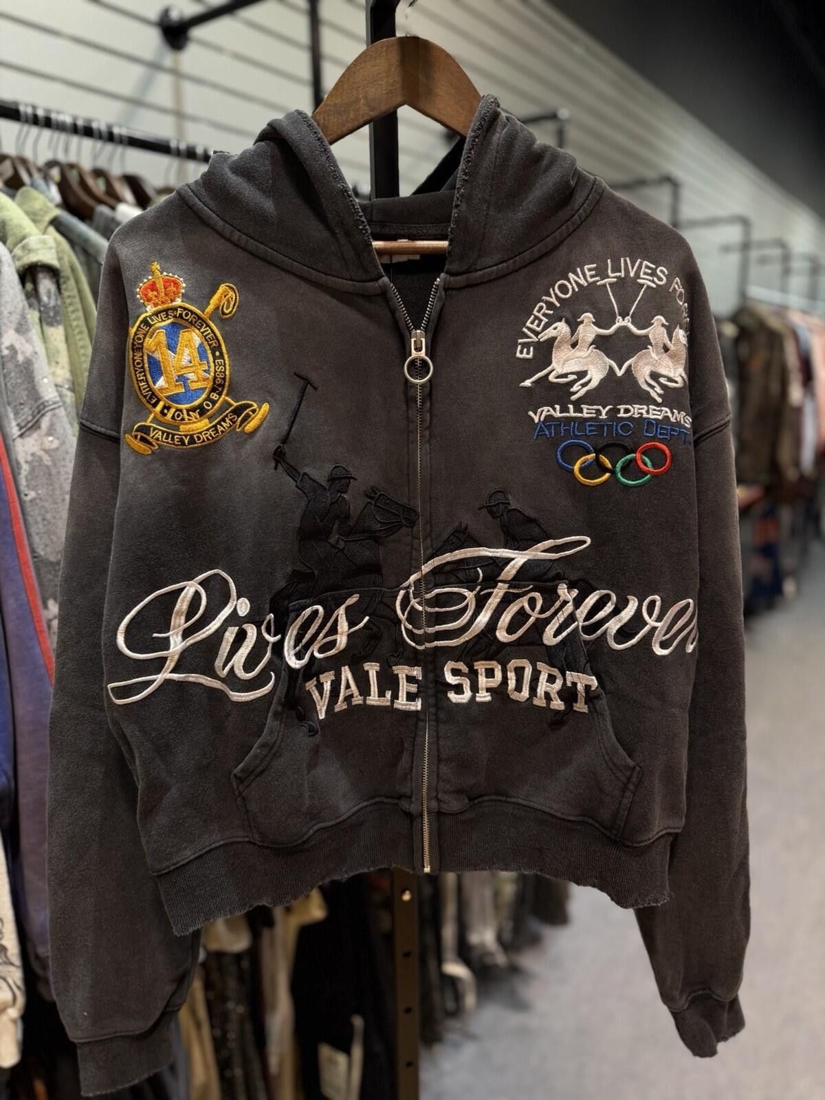 Vale S - Vale Zip Up Black Hoodie Authentic Valley Vale Forever Size US S / EU 44-46 / 1 - 8 Thumbnail