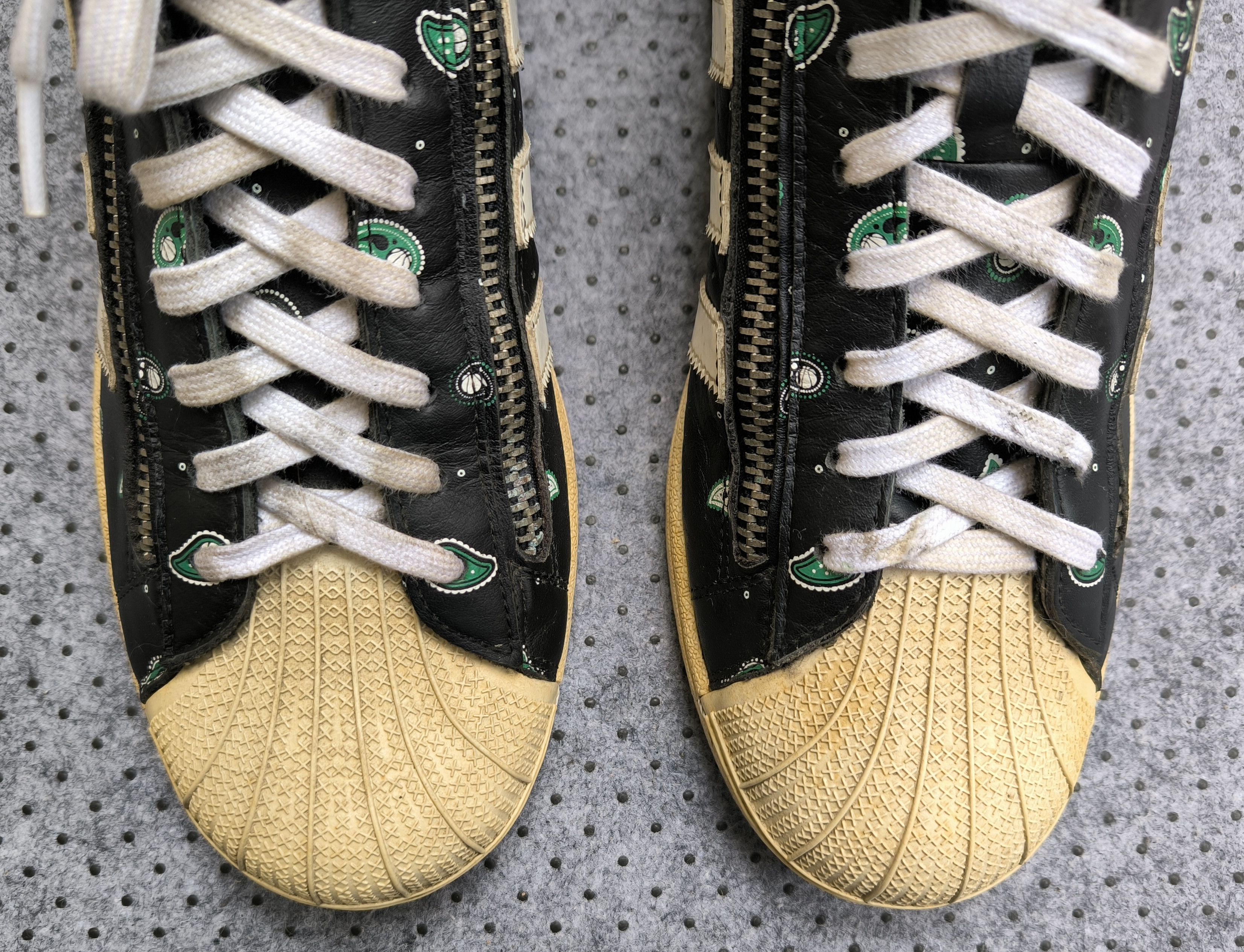 Adidas ADIDAS x OPENING CEREMONY paisley high-top sneakers Size US 11 / EU 44 - 4 Thumbnail