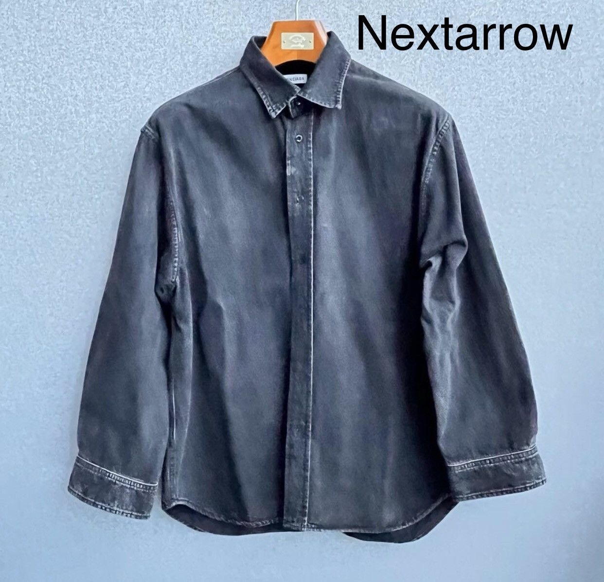 Balenciaga Balenciaga loose slimming denim shirt2412-Nextarrow Size US S / EU 44-46 / 1 - 1 Thumbnail