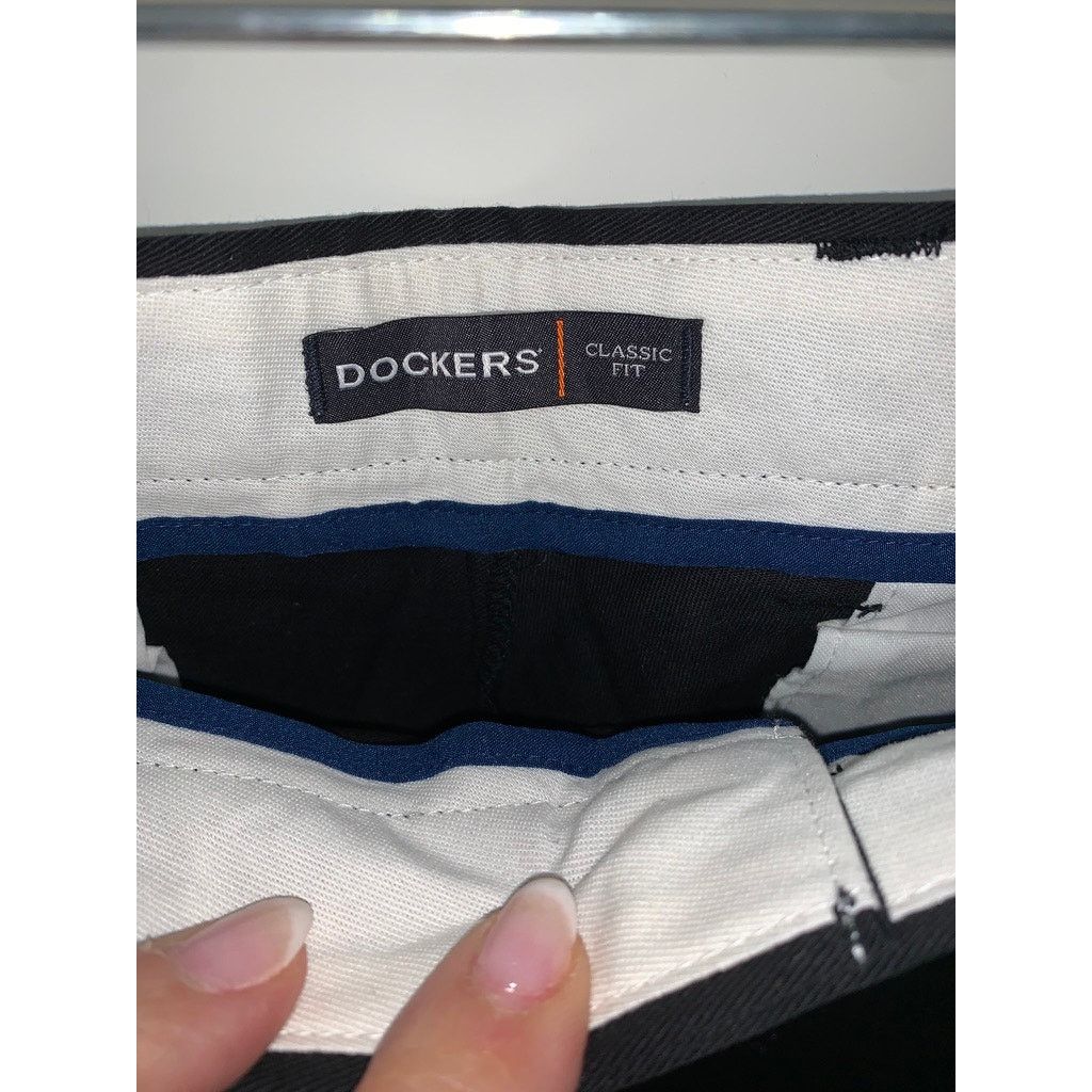Dockers NWT Dockers Men's Classic Fit Chino Pants Black Size 34x32 Size US 34 / EU 50 - 2 Thumbnail