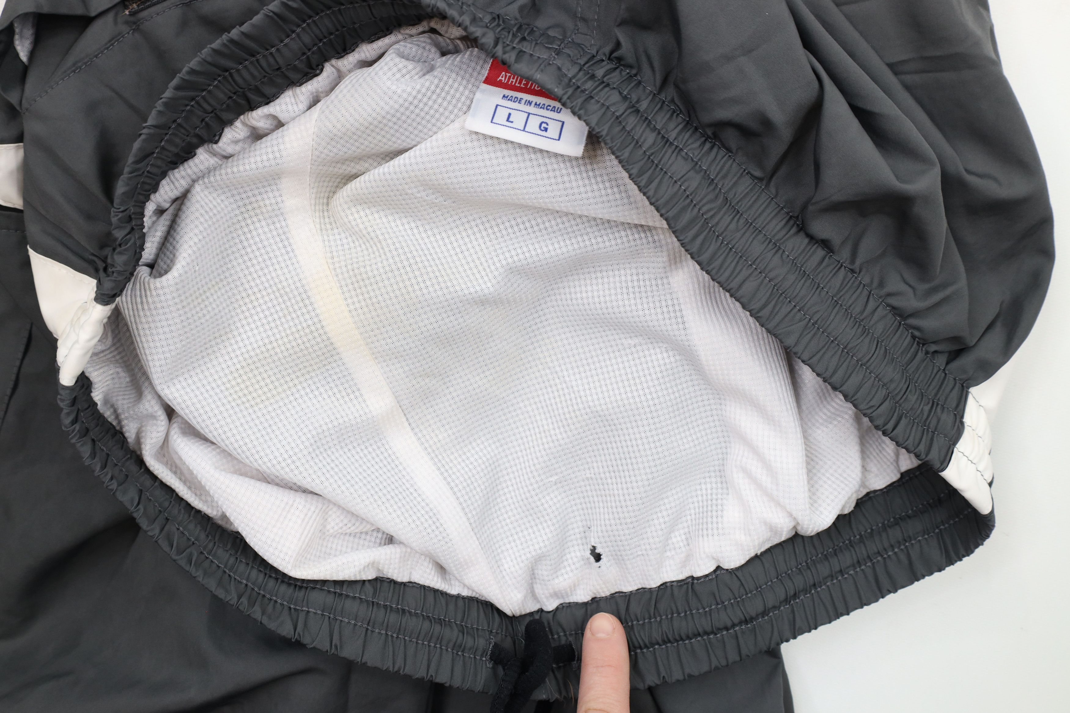 Champion × Vintage Vintage 90s Champion Spell Out Lined Wide Leg Cargo Pants Size US 36 / EU 52 - 9 Thumbnail