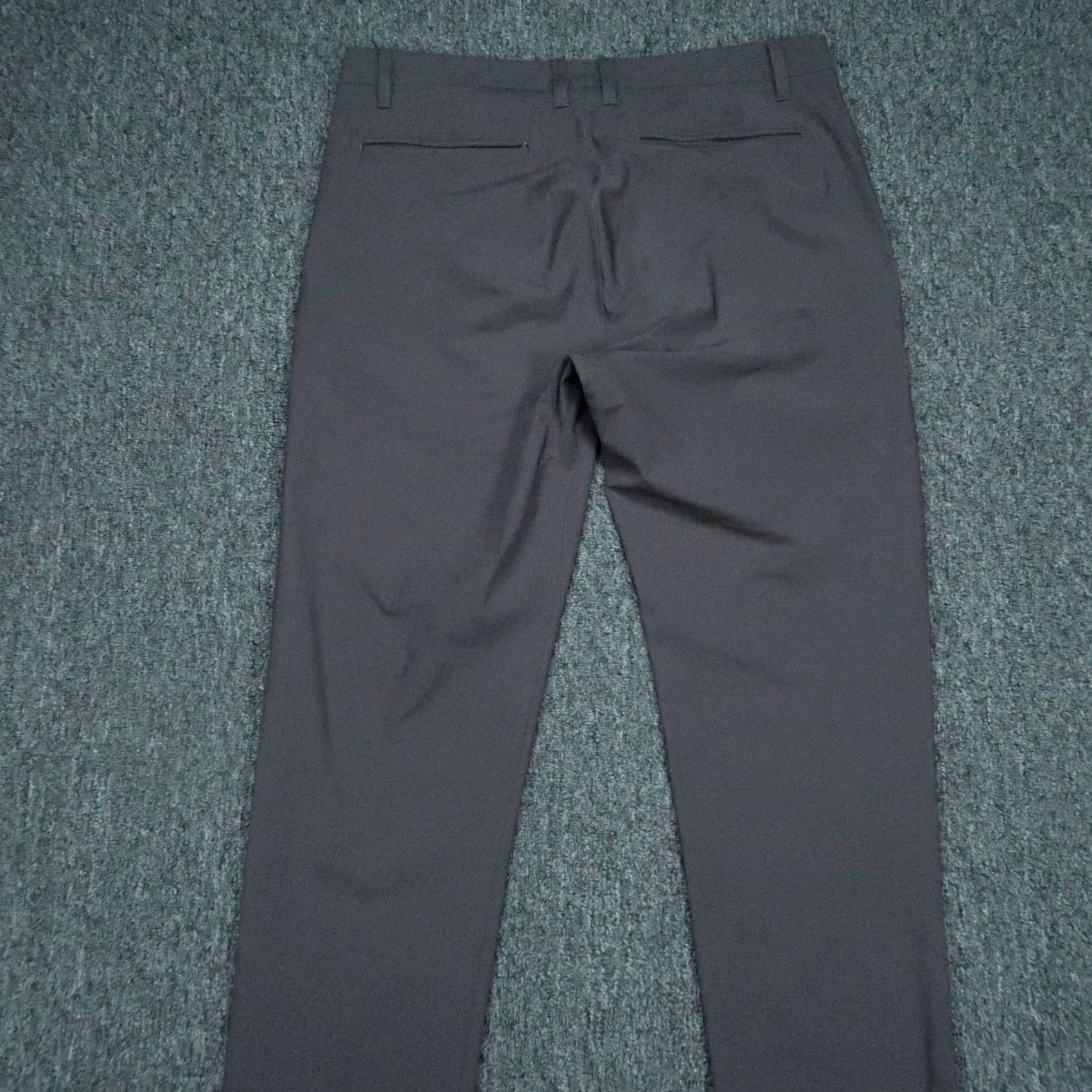 Rhone Rhone Pants Mens 34x32 Gray Commuter Stretch Zip Pocket Straight Stretch Size US 34 / EU 50 - 5 Thumbnail