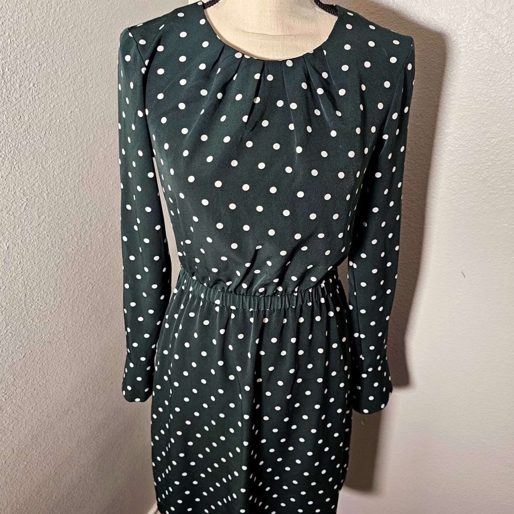 H&M VINTAGE H&M Dress Green Polka Dot Size 6 Long Sleeve Elastic Waist Wide Cuffs Formal Womens Maxi Long Dress Size M / US 6-8 / IT 42-44 - 5 Thumbnail