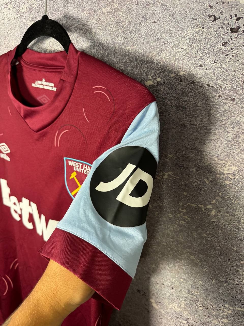 Umbro West Ham United 2023/24 Home Umbro Soccer Jersey Blokcore Size US S / EU 44-46 / 1 - 9 Thumbnail