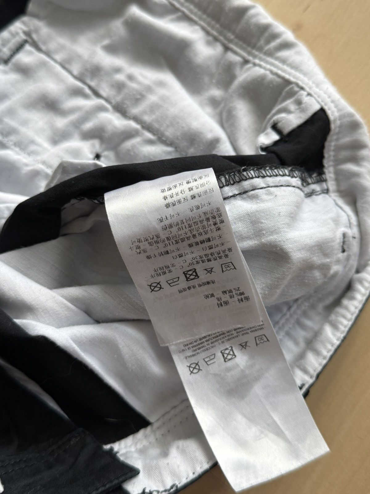 Armani Exchange Armani Exchange Chino trousers pants Size US 33 - 7 Thumbnail