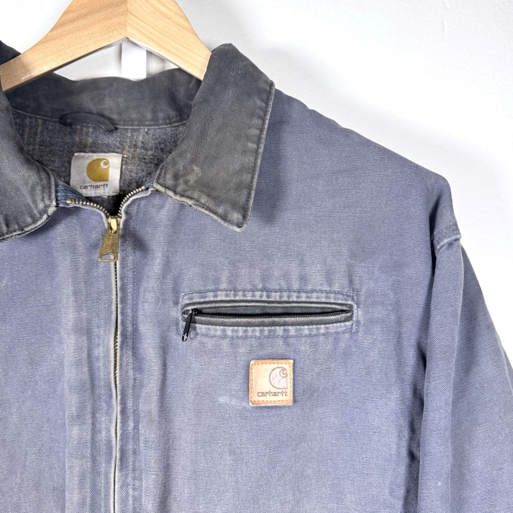 Carhartt VINTAGE Carhartt Detroit Jacket J97 DPB Deep Blue 4XL Regular Fade Distress Bomber Jacket Men Size US XXL / EU 58 / 5 - 6 Thumbnail