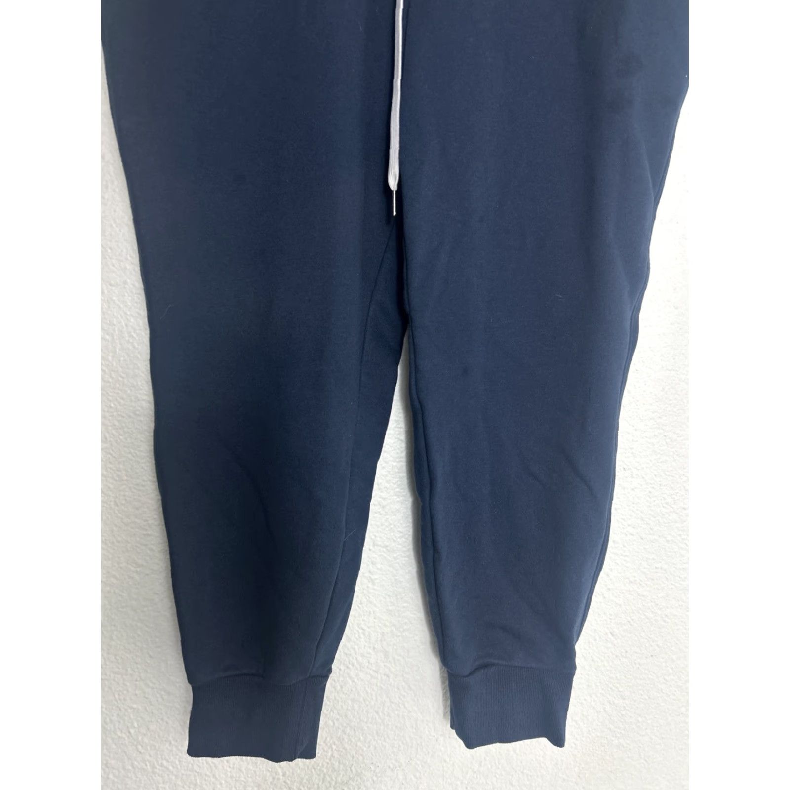 Vintage True Classic Fleece Joggers Mens XXL Navy Tapered Sweatpants Cotton Polyester Spandex Slim Fit 2XL Elastic Waist Pockets Lounge Activewear Size US 39 - 2 Thumbnail