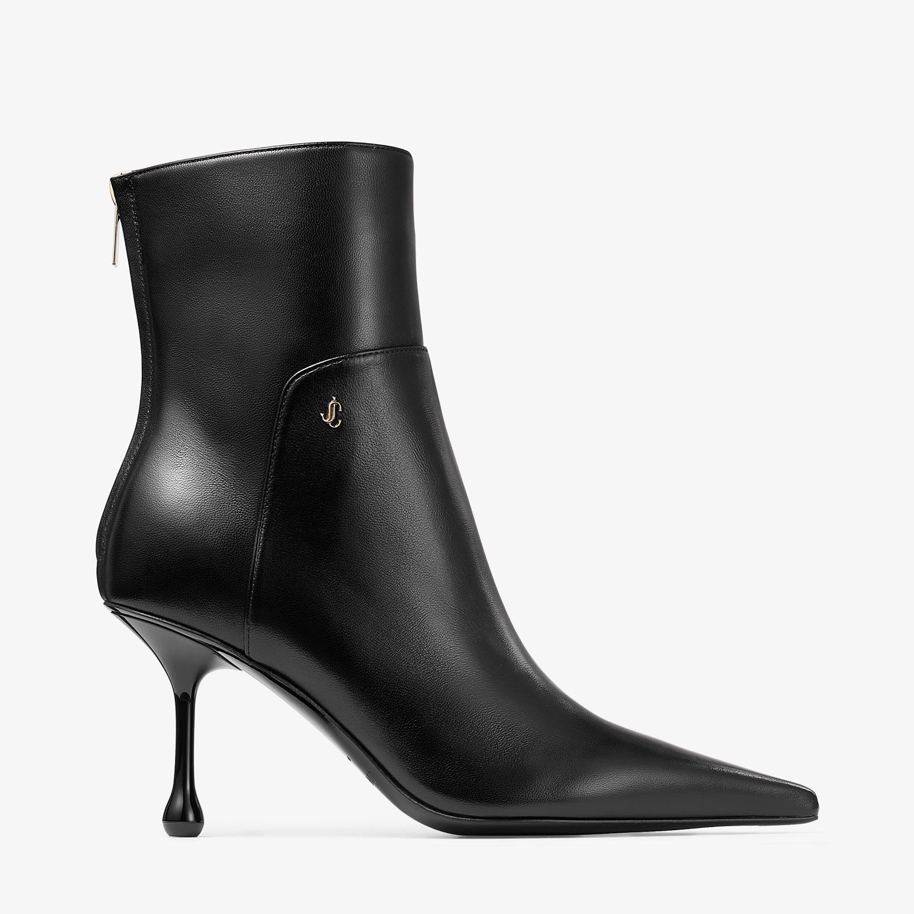 o1s22i1n1024 Cycas 85 Ankle Boots in Black