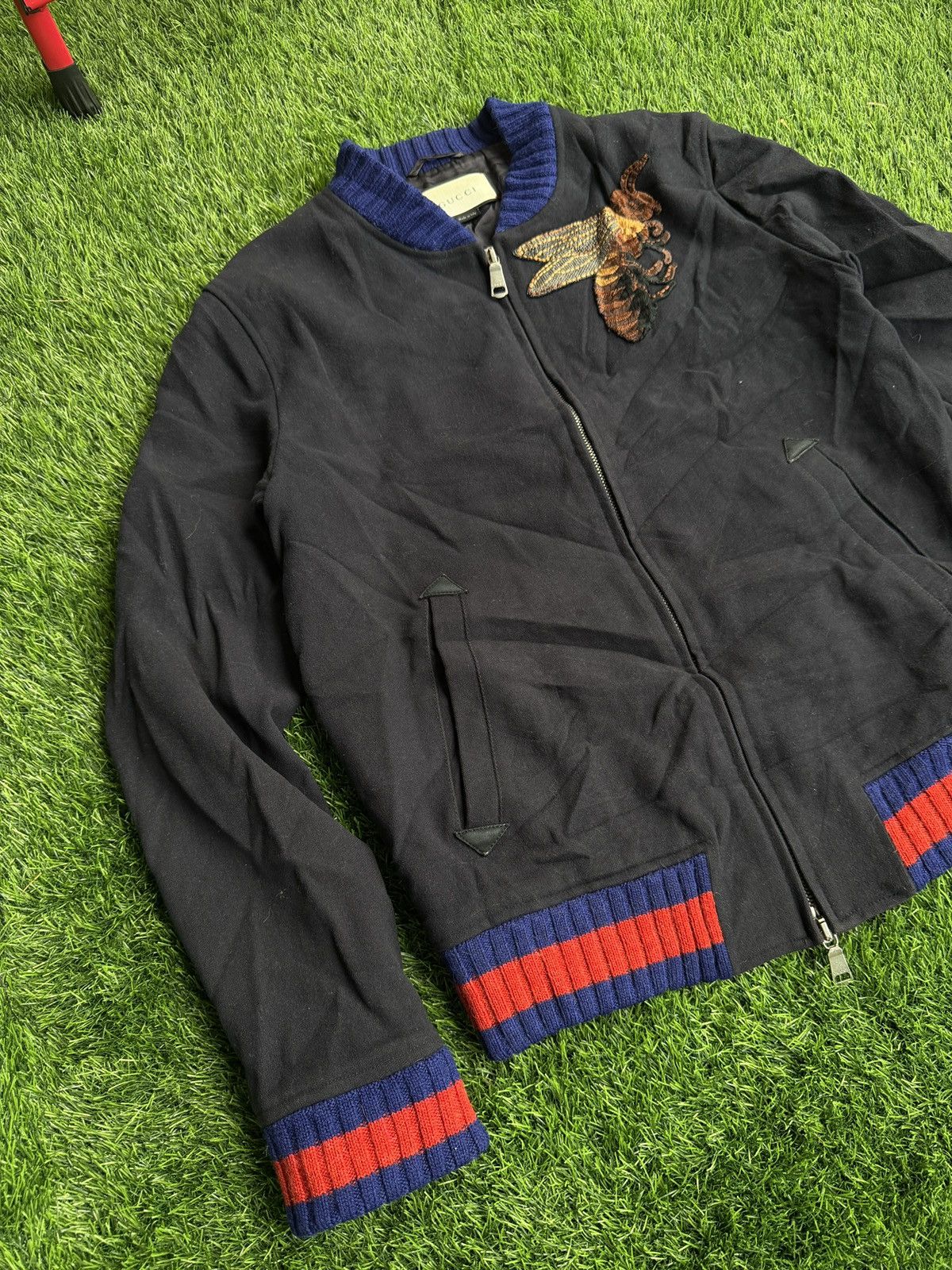 Gucci Bee embroidered wool Bomper Size US L / EU 52-54 / 3 - 2 Thumbnail