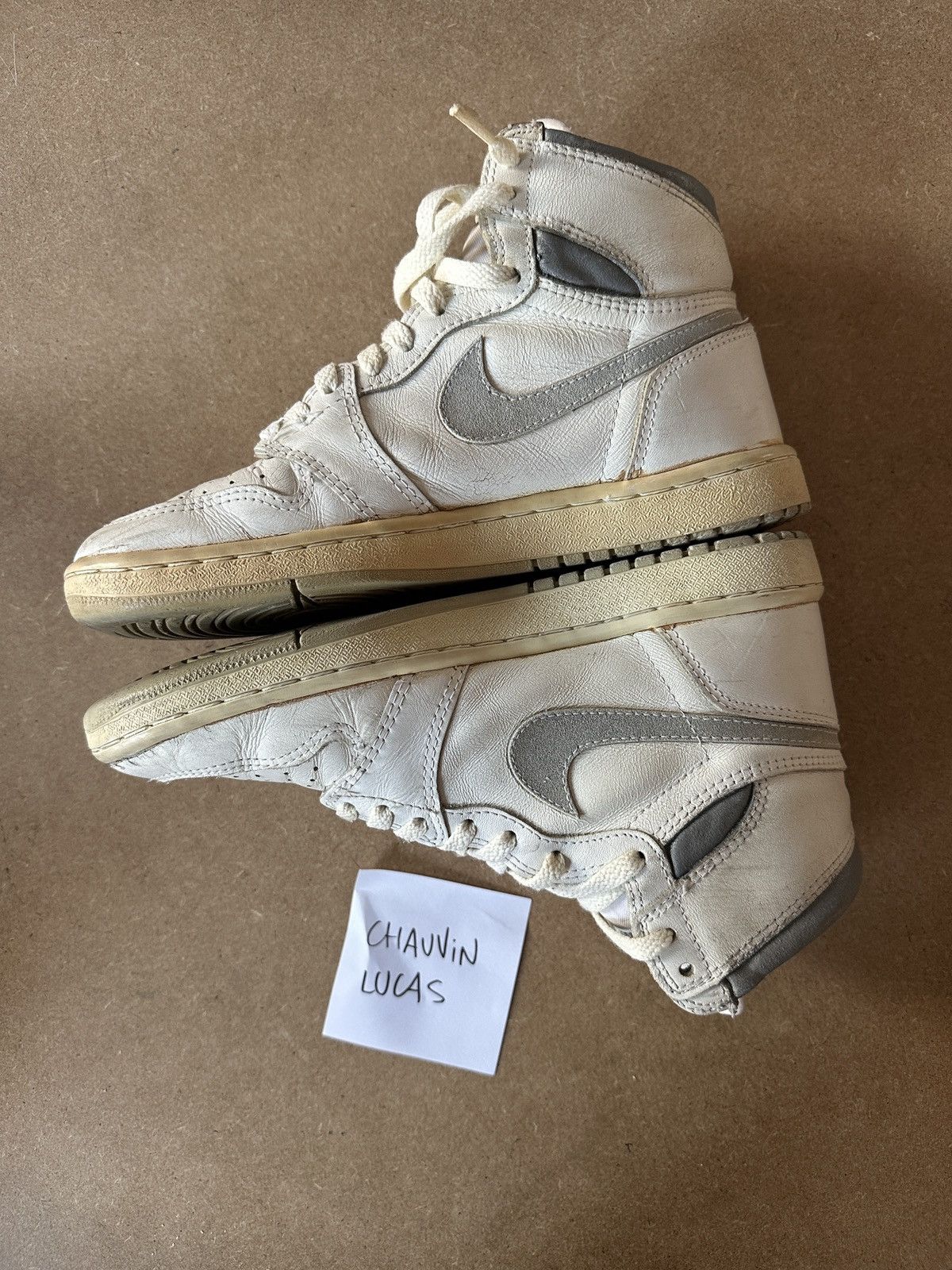 Jordan Brand Jordan 1 OG Neutral grey 1985 Size US 8 / EU 41 - 8 Thumbnail