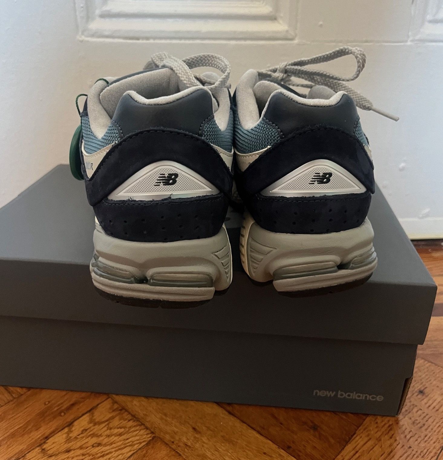 New Balance New Balance 2002R Dark Navy Size US 6.5 / EU 39-40 - 2 Thumbnail
