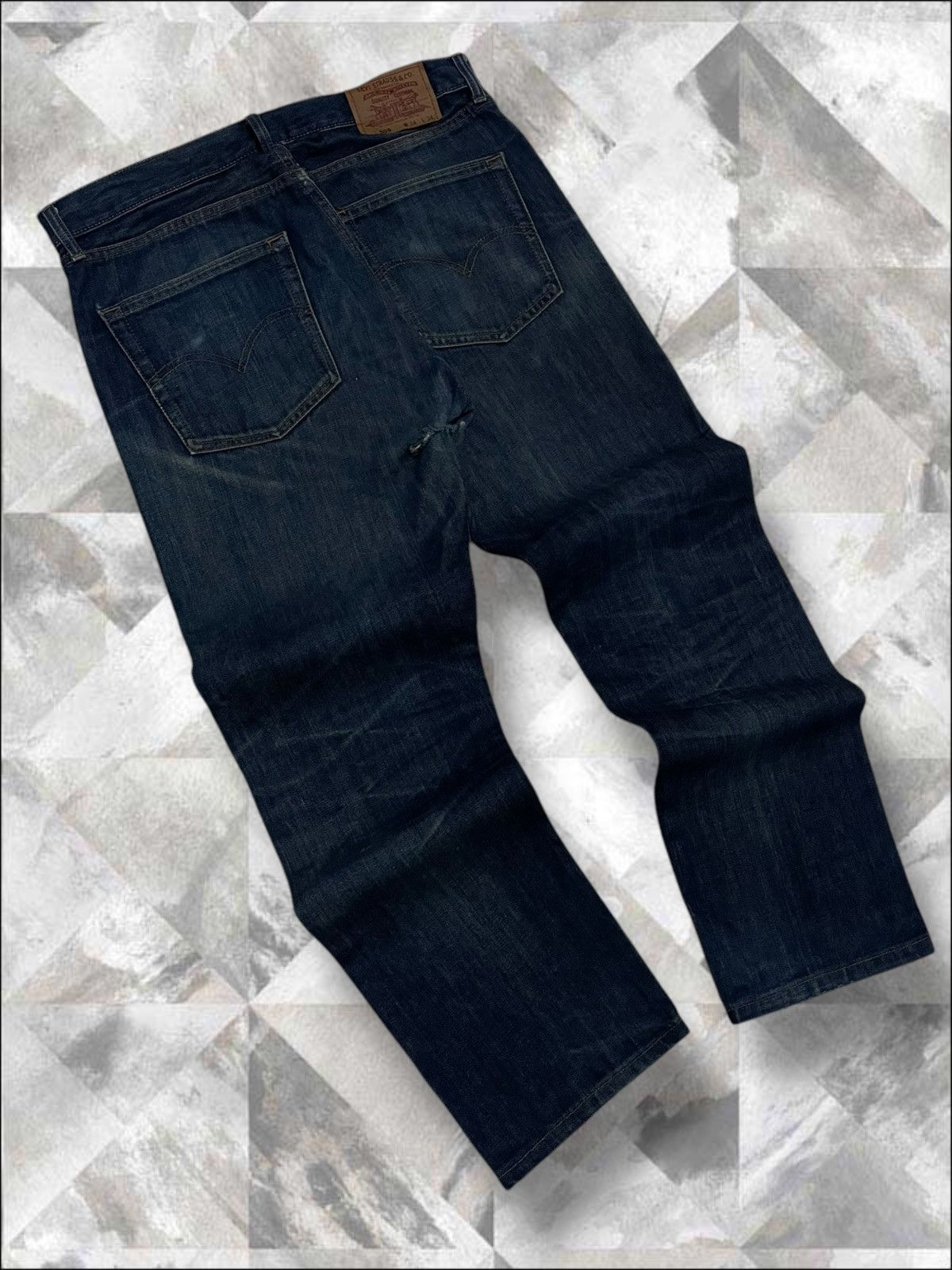 Levi's Vintage Clothing Vintage 1990s Designer Levis 505 Distressed Denim Style Size US 34 / EU 50 - 9 Thumbnail