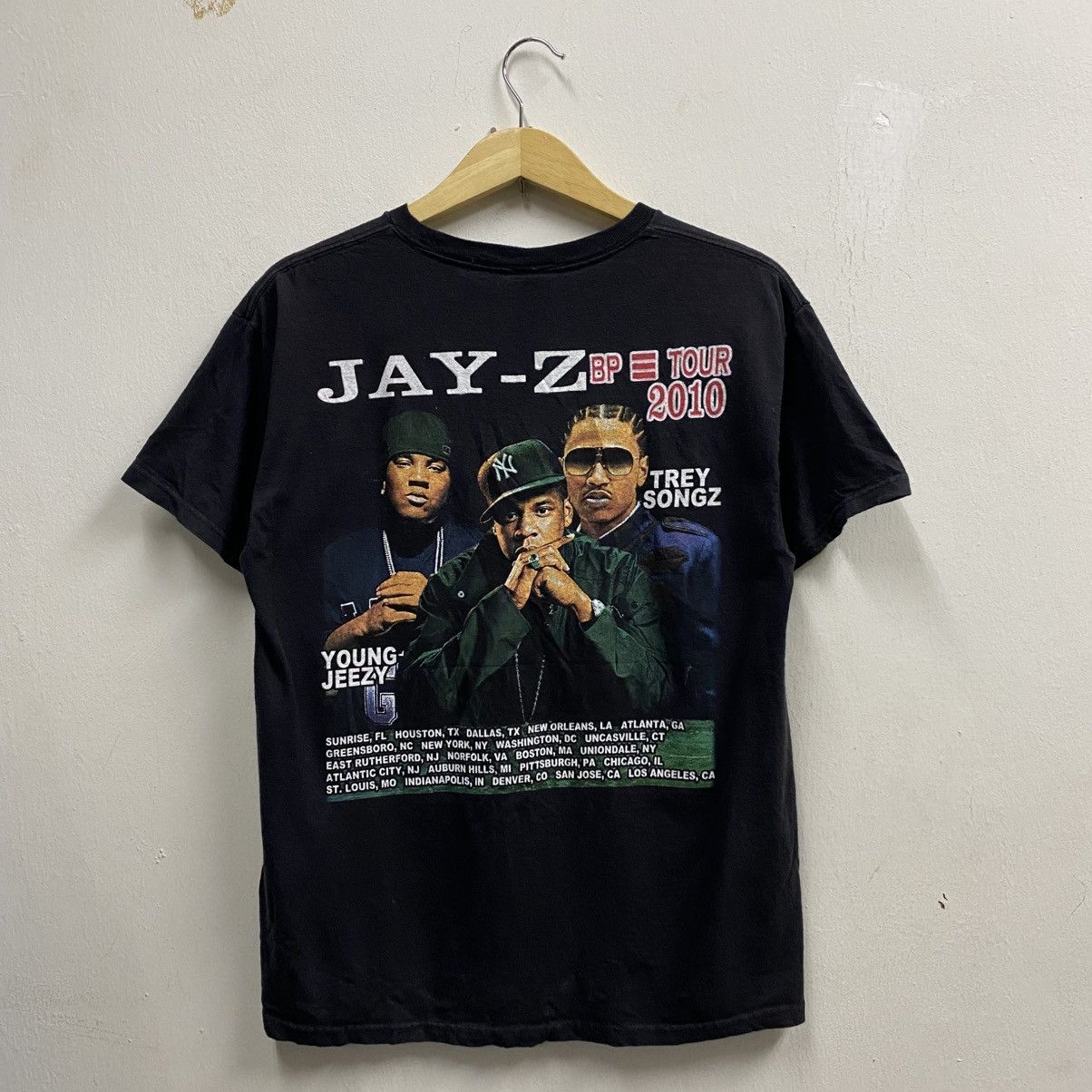 Jay-Z Vintage 2010 Jay-Z Blueprint 3 Tour Shirt - XL Size US M / EU 48-50 / 2 - 2 Thumbnail