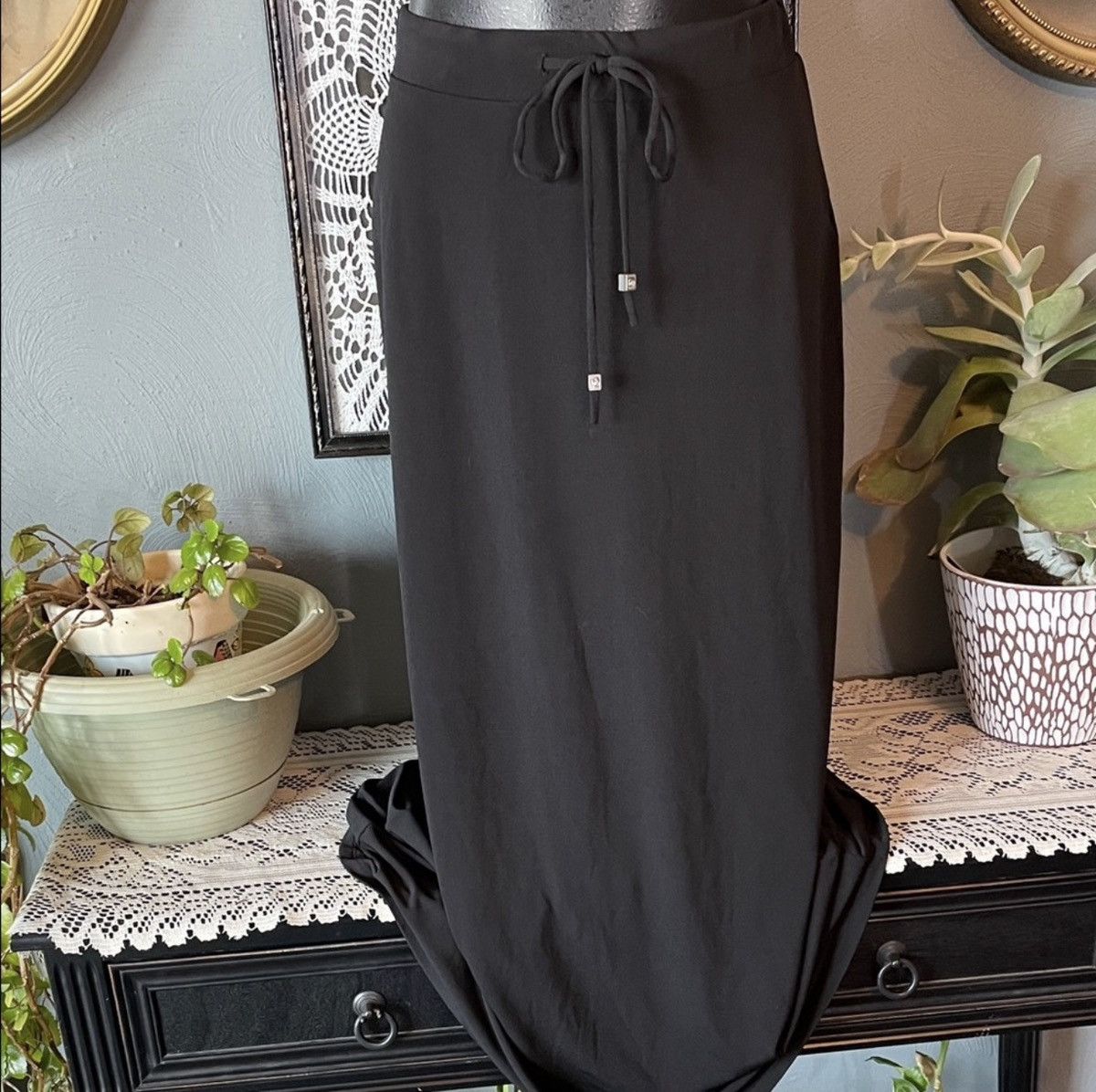 Michael Kors Michael kors black maxi skirt Size 26" / US 2 / IT 38 - 1 Thumbnail