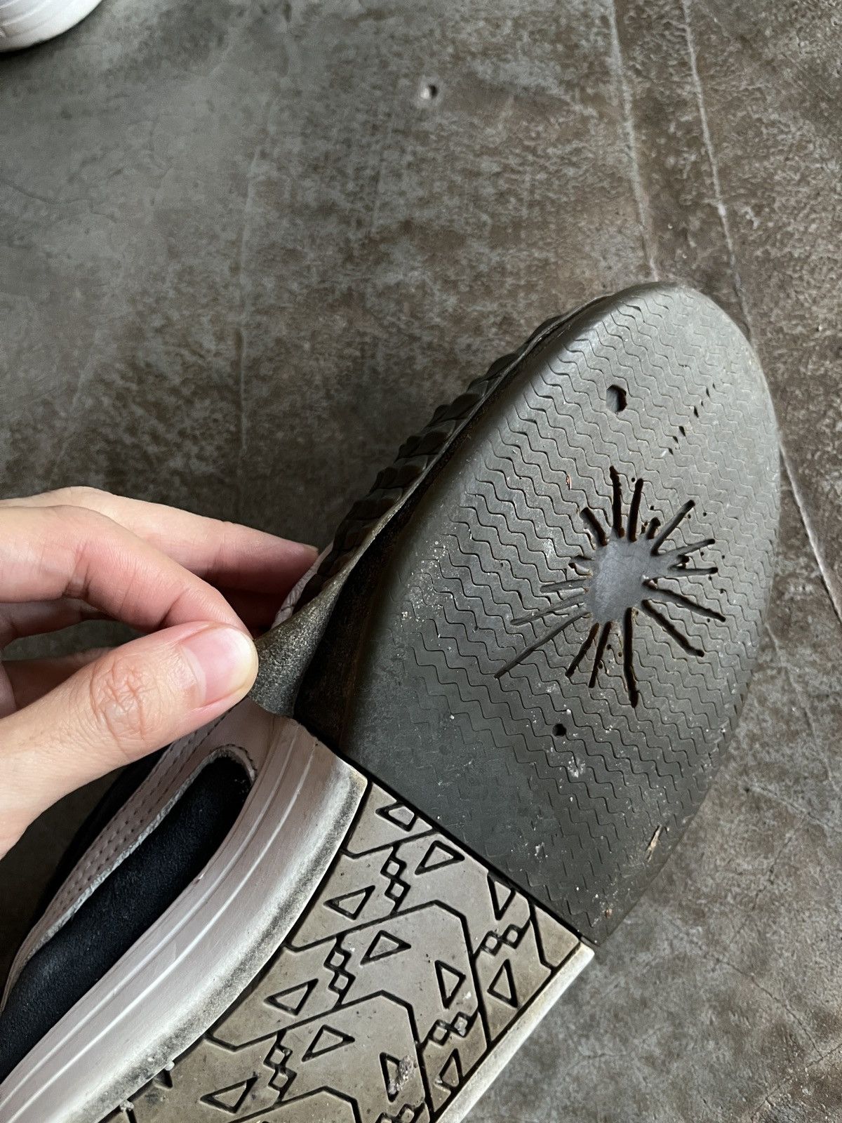 Maison MIHARA YASUHIRO × Puma Vintage Rare Miharayasuhiro X Puma Hybrid Sneaker Size US 8 / EU 41 - 17 Thumbnail