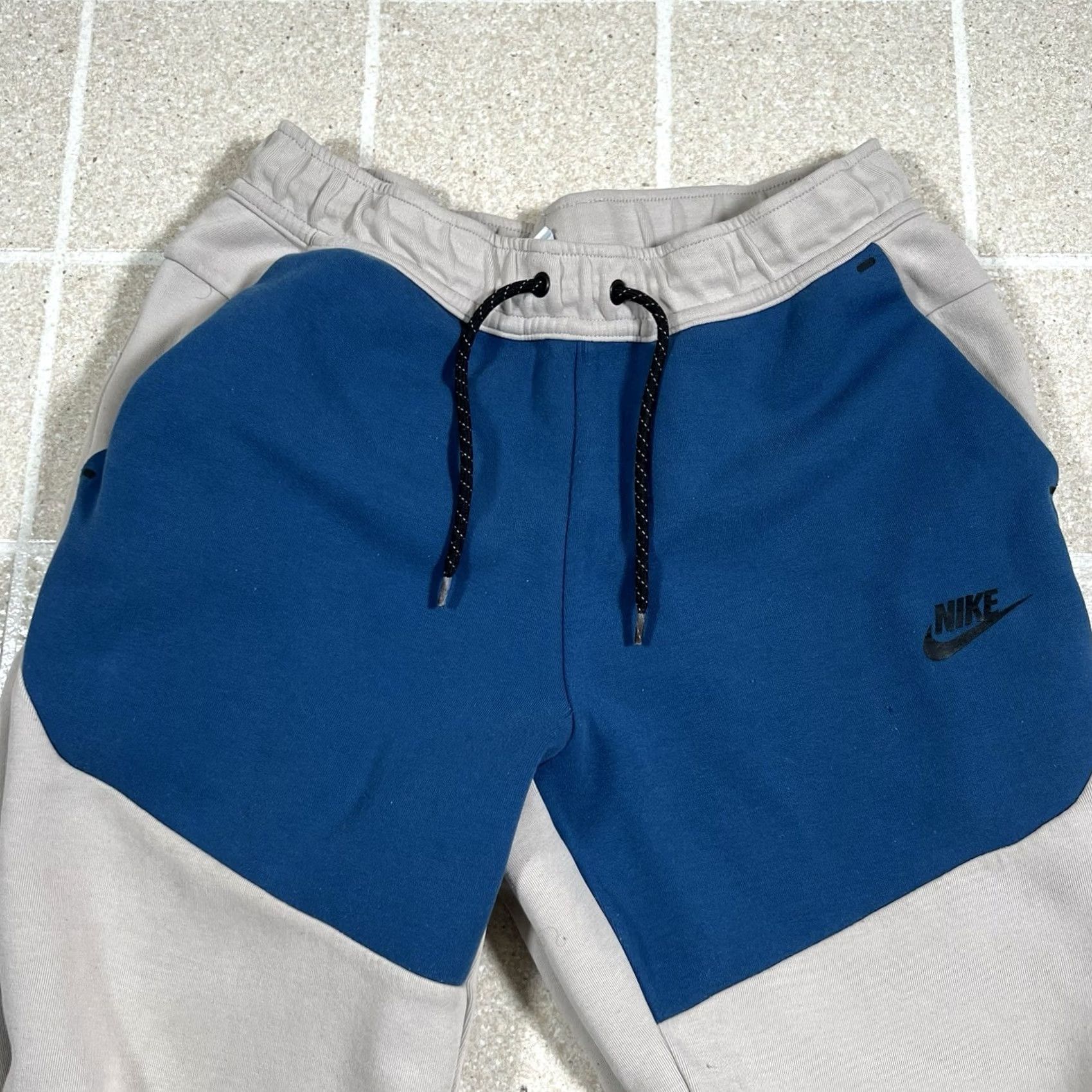 Nike Nike Sportswear Tech Fleece Jogger Pants Men's S Cream/Gray NEW CU4495-236 Size US 29 - 3 Thumbnail