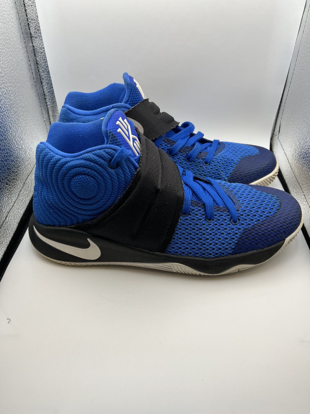 Nike Nike Kyrie 2 Brotherhood Size 7Y US Kyrie Irving Basketball Size US 7 / EU 40 - 3 Thumbnail