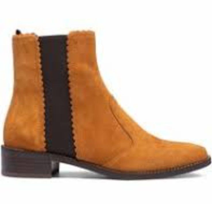 See by Chloe See By Chloe Tan Suede Ankle Size 41 US 10 Scalloped Trim Size US 10 / IT 40 - 14 Thumbnail