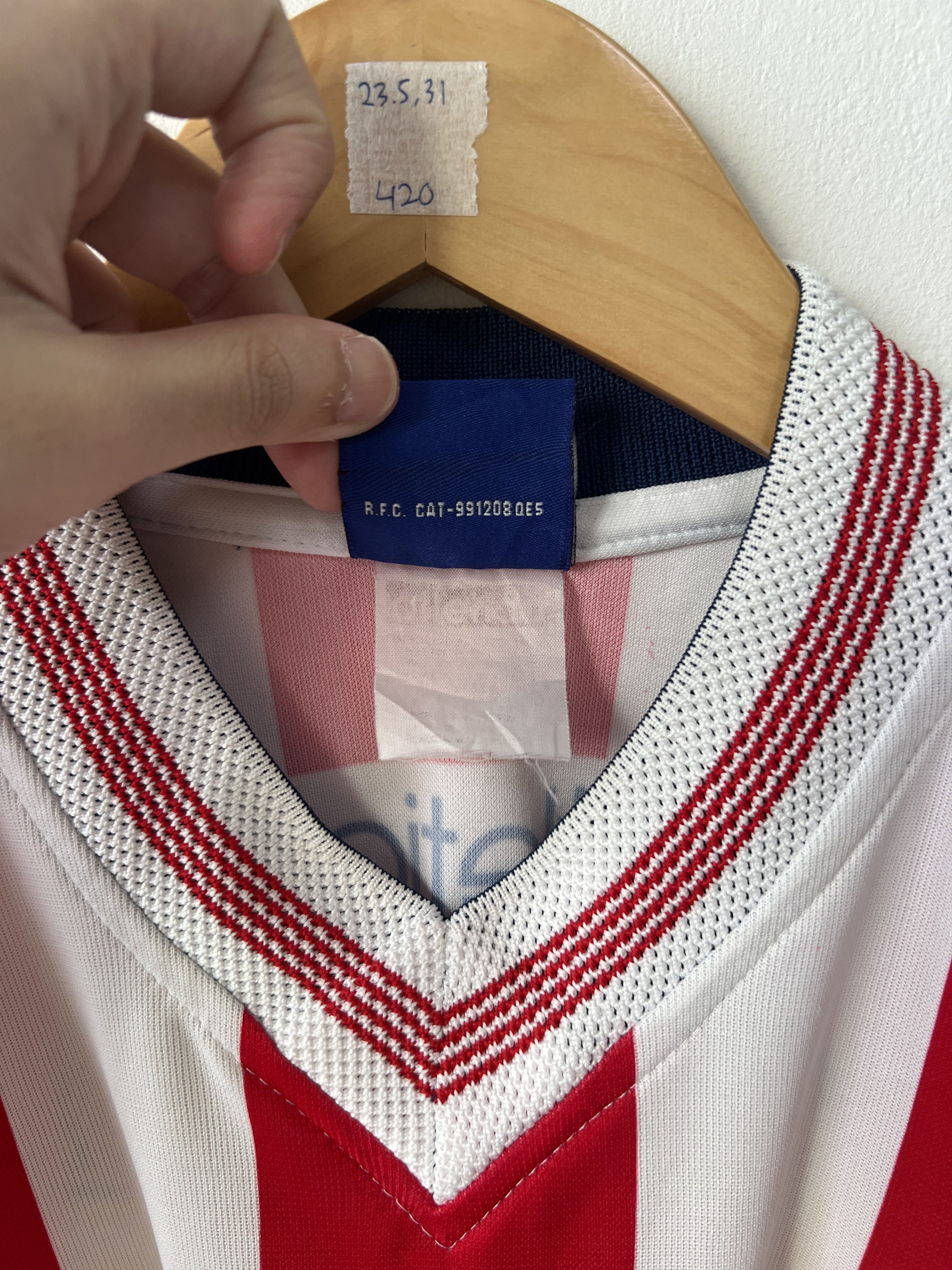 Atletica (L Fits XL) Chivas Guadalajara 2000-01 Home Kit Size US L / EU 52-54 / 3 - 4 Thumbnail