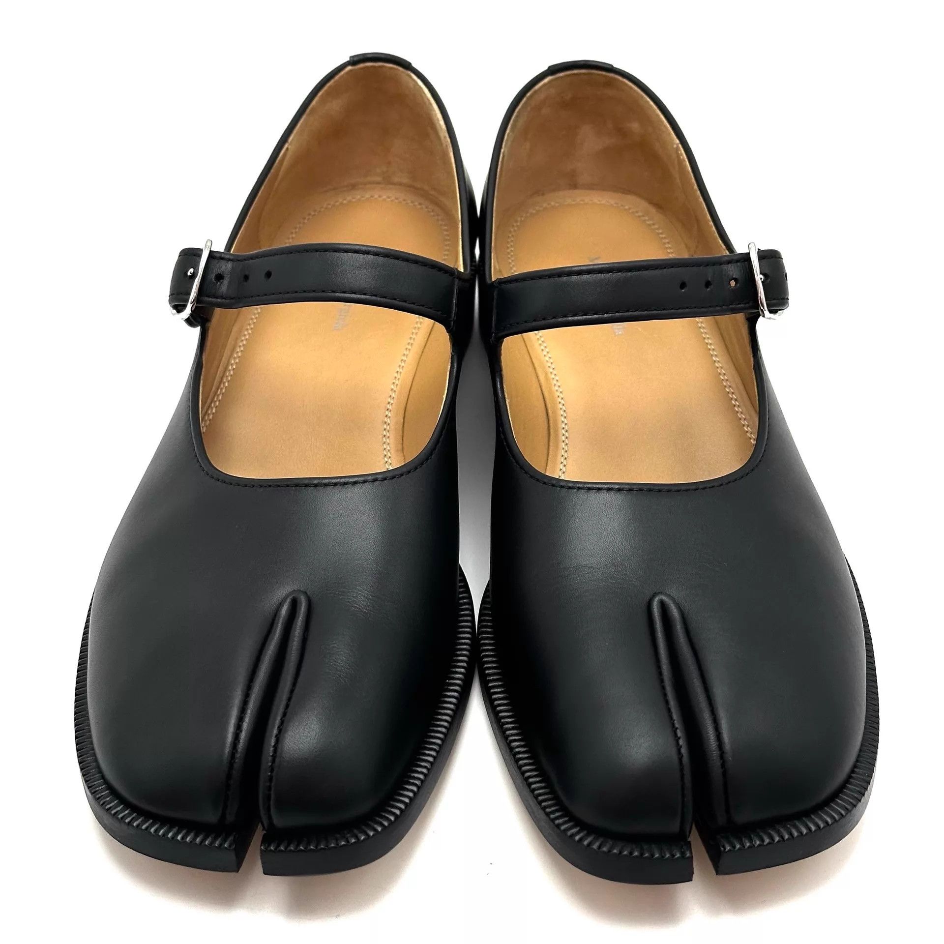 Maison Margiela Maison Margiela Black Tabi 39 98 Size US 8.5 / IT 38.5 - 1 Thumbnail