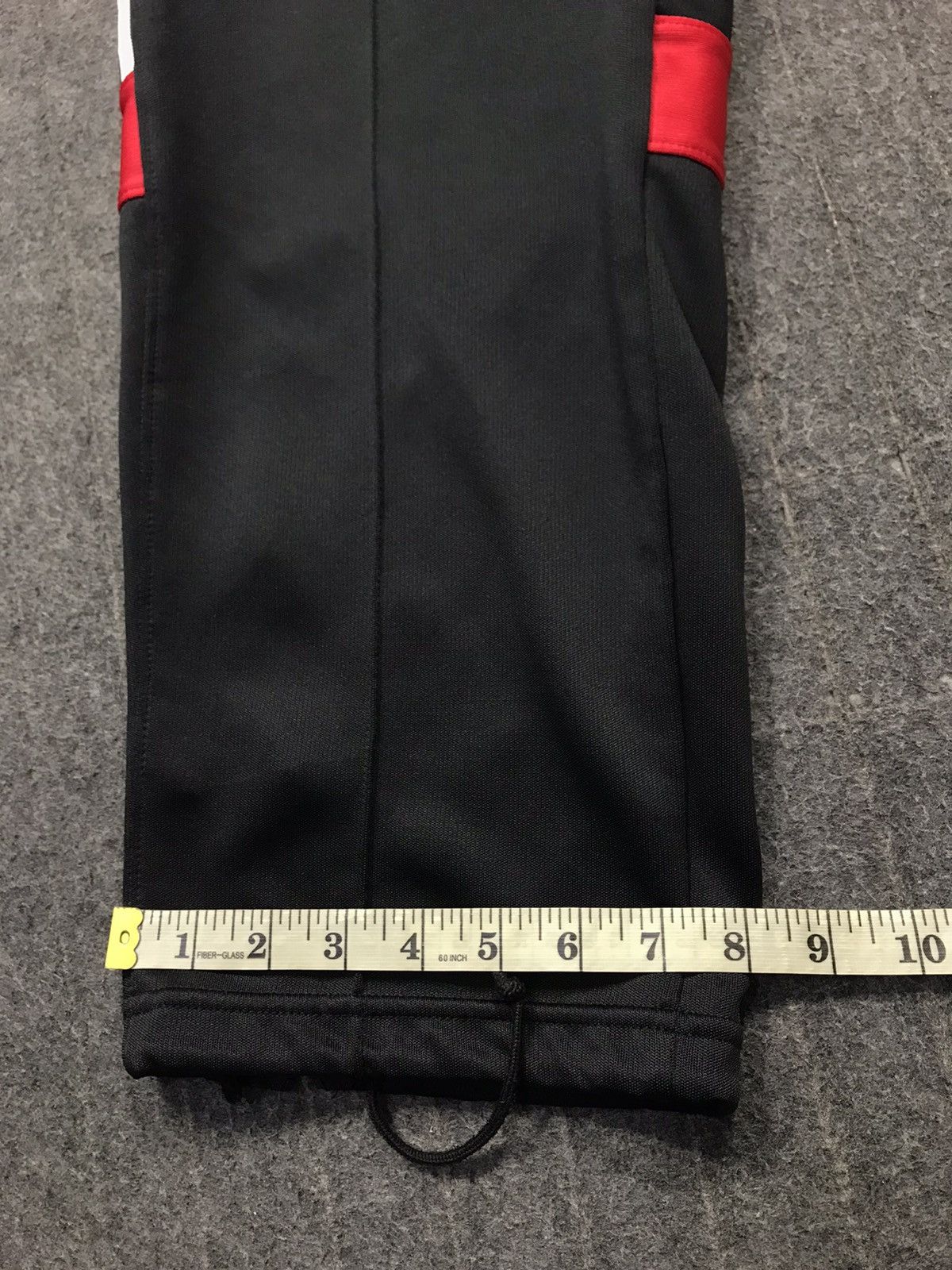 Adidas Adidas 3 Stripe Tracksuit Jogger Pant Size 28/30 Sportswear Size US 30 / EU 46 - 11 Thumbnail