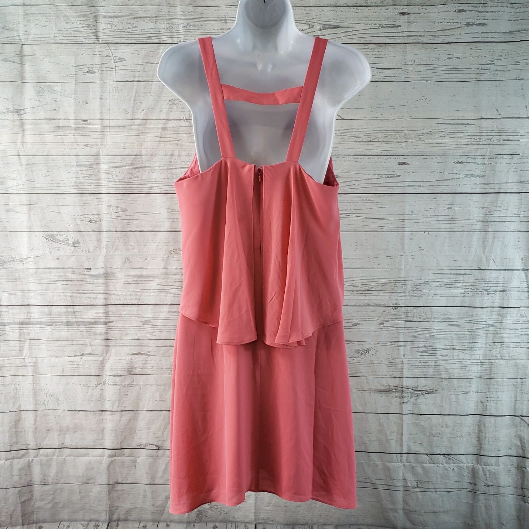 White House Black Market White House Black Market Womens Sleeveless V-Neck Shift Dress Sz Small Tea Rose Size S / US 4 / IT 40 - 4 Thumbnail