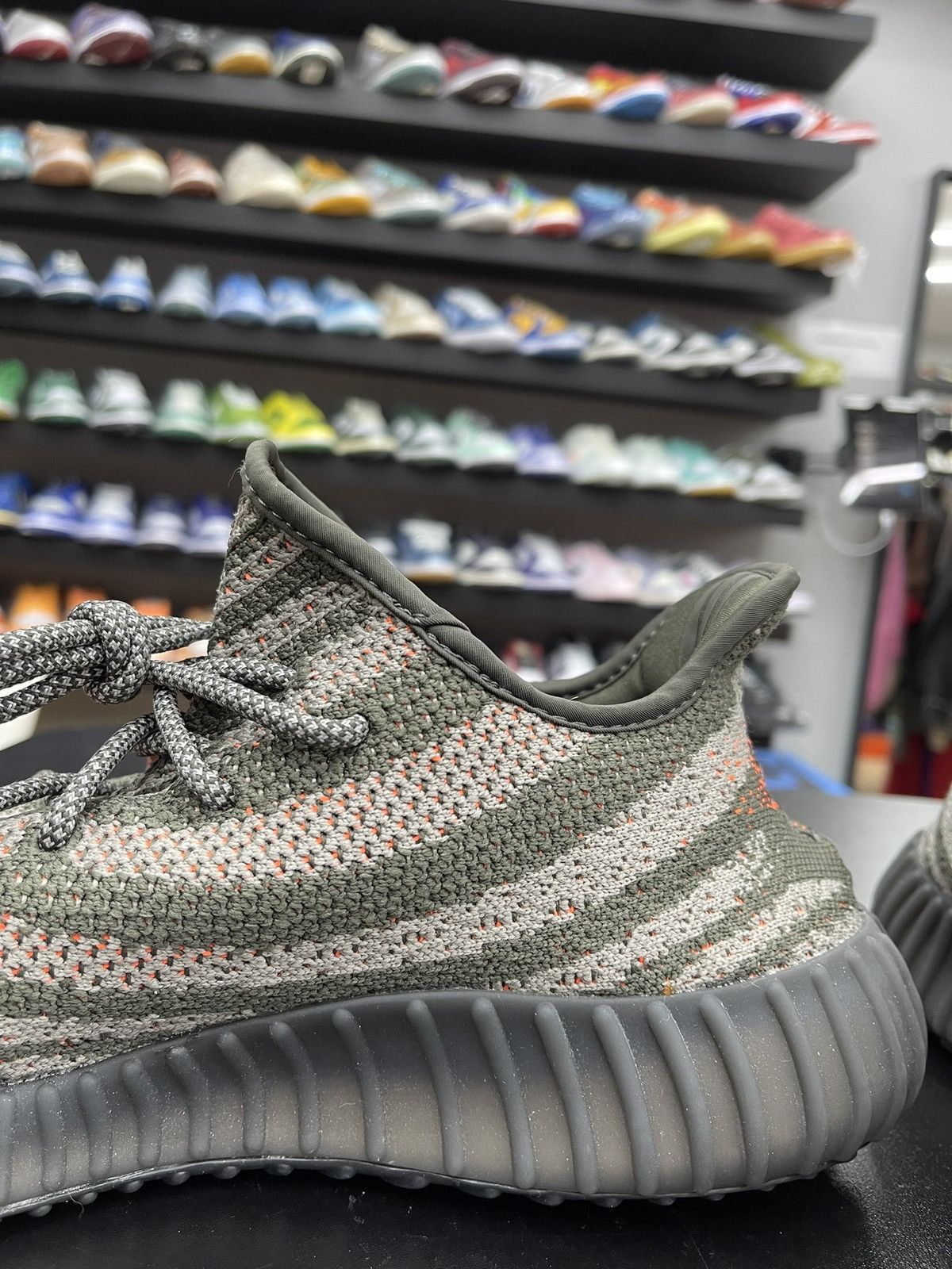 Adidas Size 11 - Adidas Yeezy 350 Carbon Beluga Size US 11 / EU 44 - 6 Thumbnail