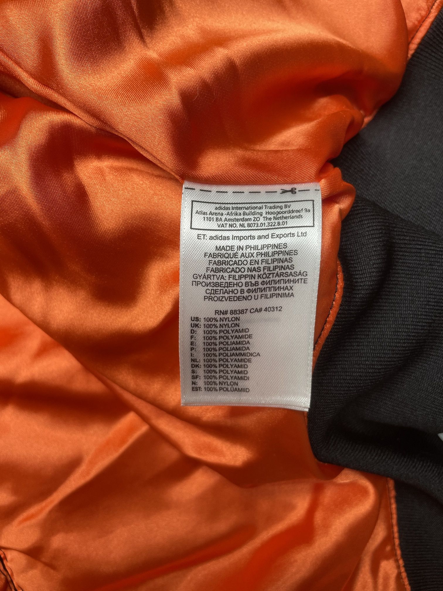 Adidas × Jeremy Scott sample adidas X Jeremy Scott A/W 2015 Tuxedo Bomber Size M / US 6-8 / IT 42-44 - 9 Thumbnail