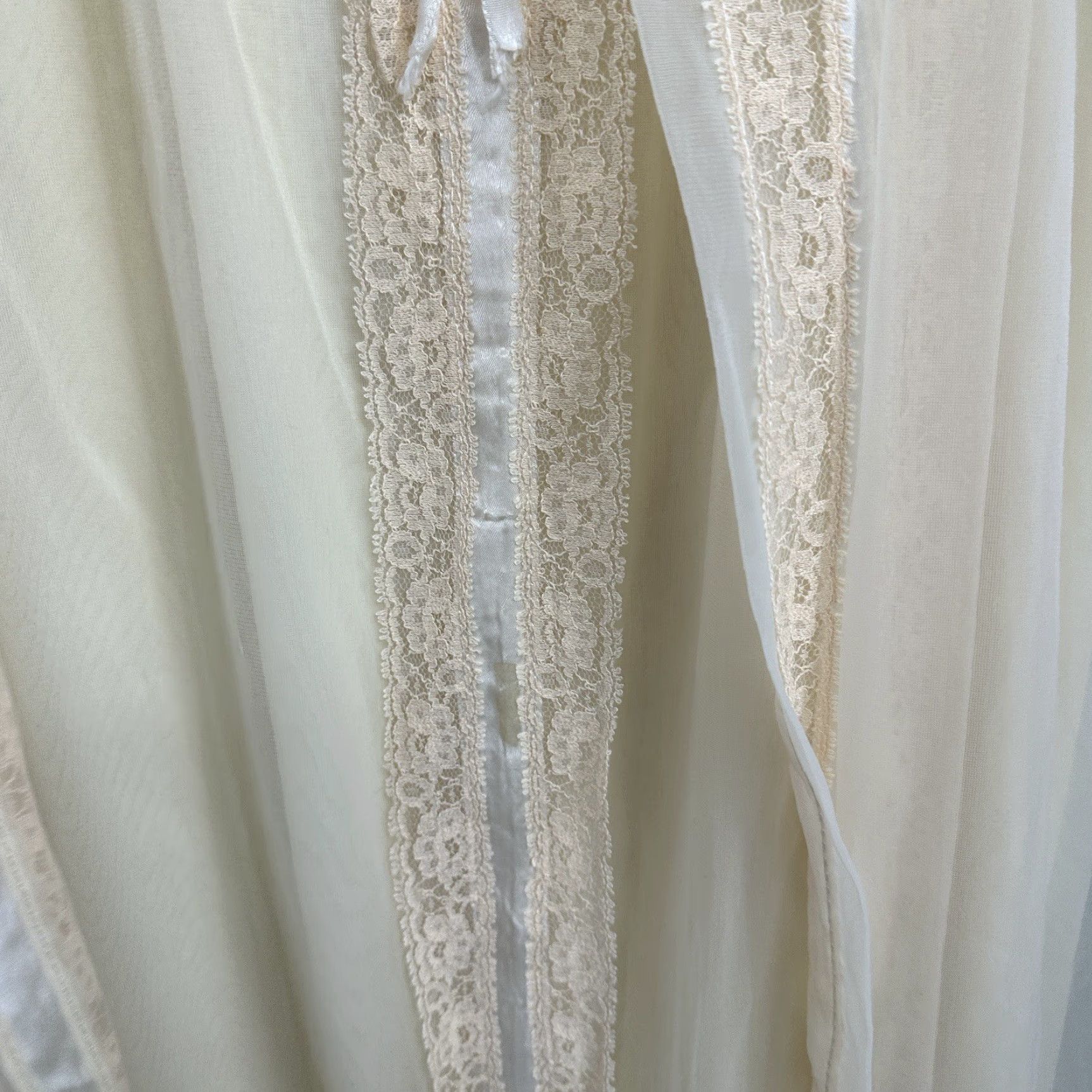Vintage VINTAGE Tosca Lingerie Boudoir Peignoir Nightgown Womens Small Yellow Chiffon 1970s Victorian Size ONE SIZE - 7 Thumbnail