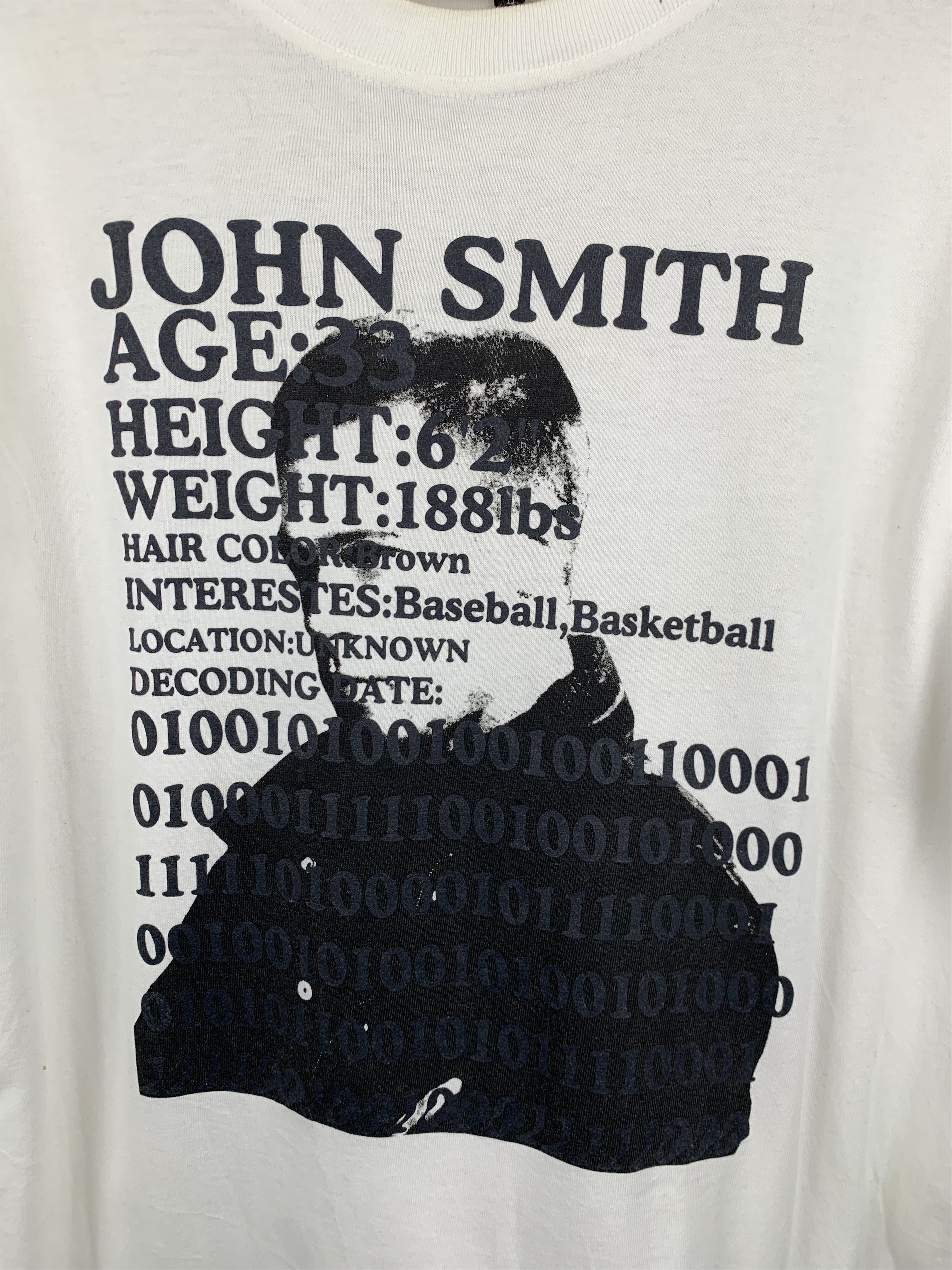 Vintage Vintage Mr & Mrs Smith Action Movie T Shirt TA0071 Size US L / EU 52-54 / 3 - 6 Thumbnail