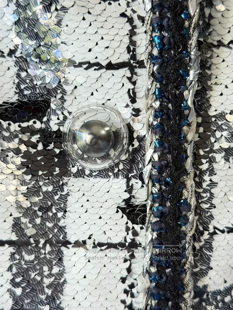 Chanel Chanel Black and white plaid sequin jacket Size S / US 4 / IT 40 - 4 Thumbnail