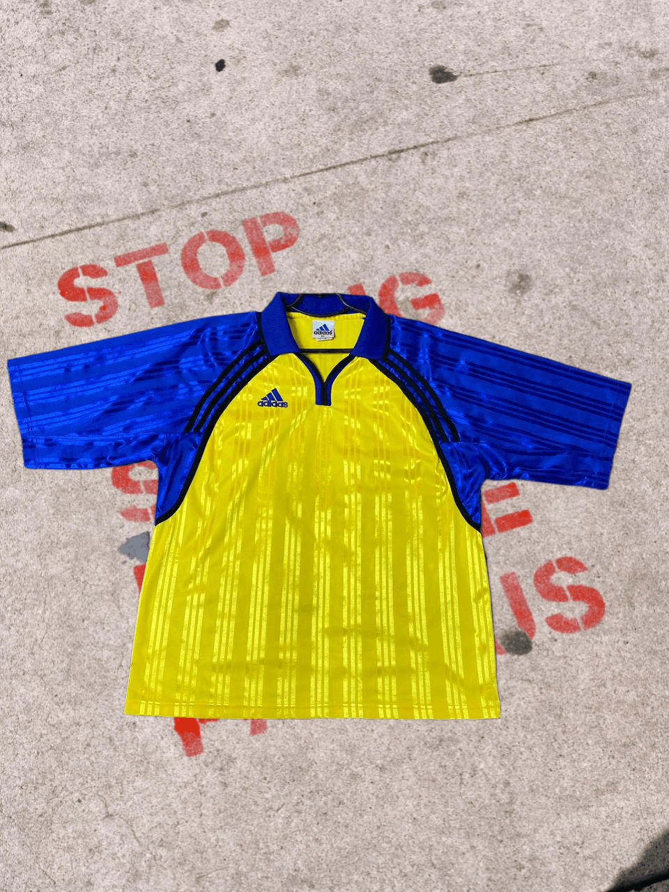 Adidas Vintage Retro Rare Adidas Streetwear Tee Shirt Size US XL / EU 56 / 4 - 1 Thumbnail