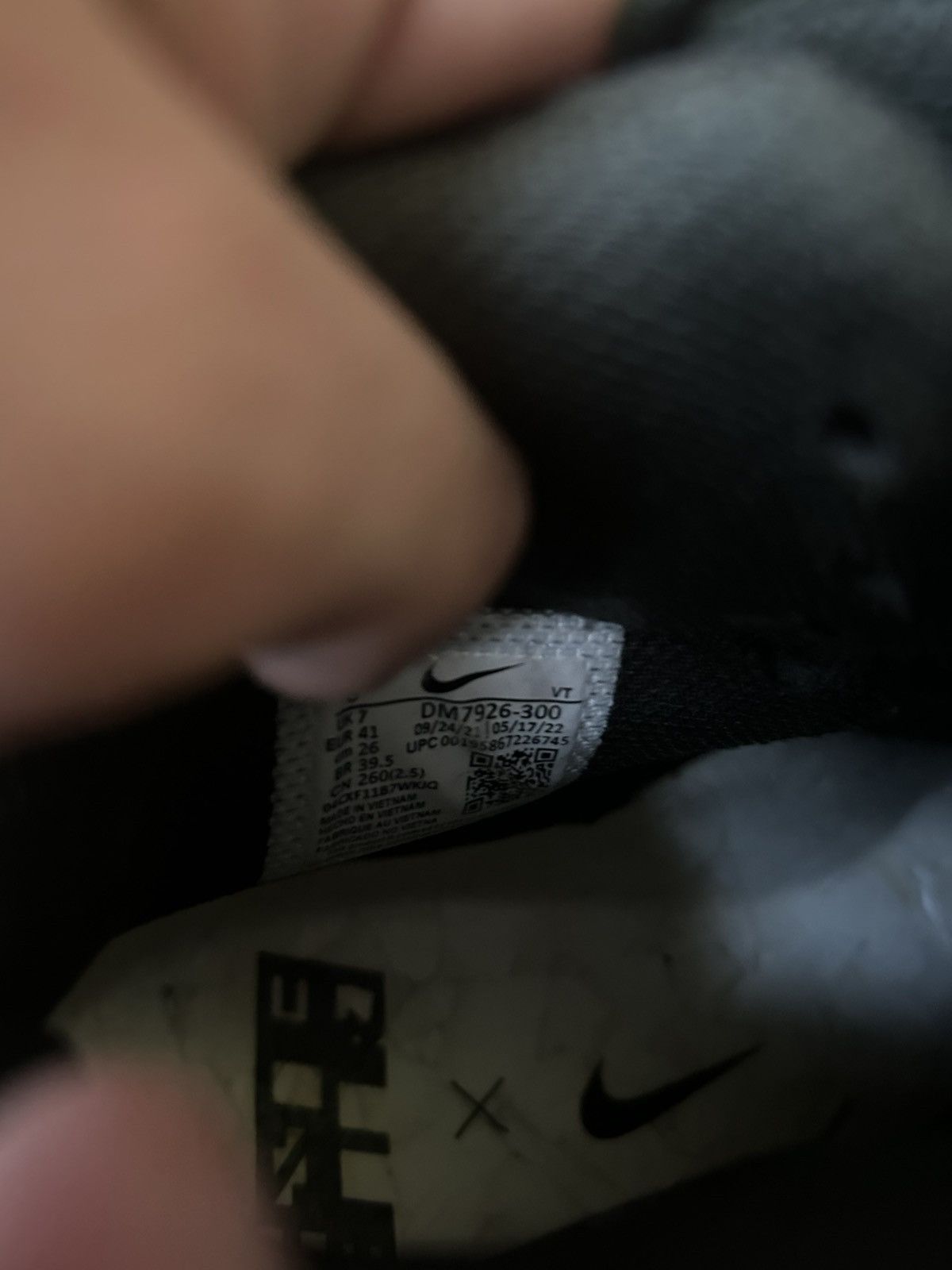 Billie Eilish × Nike NIKE X BILLIE EILISH Size US 8 / EU 41 - 5 Thumbnail