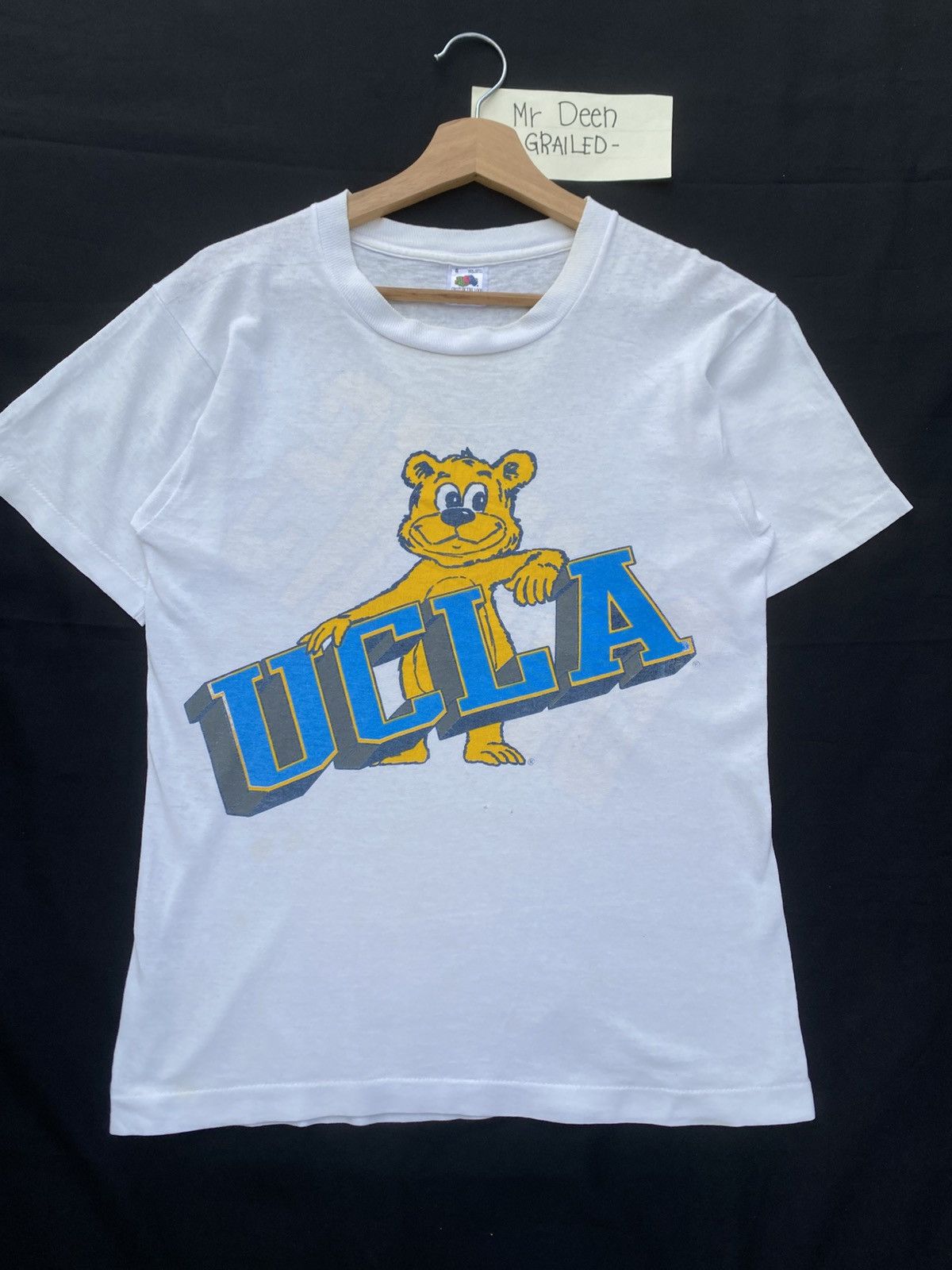 Vintage Rare Vintage 90s UCLA Bruins Spellout Tshirt Size US S / EU 44-46 / 1 - 5 Thumbnail