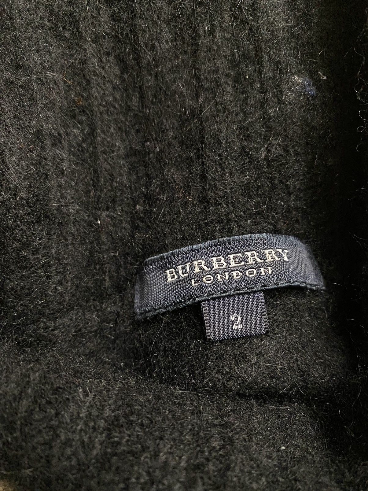 Burberry Burberry Turtleneck wool vintage check sweater Size XS / US 0-2 / IT 36-38 - 2 Thumbnail