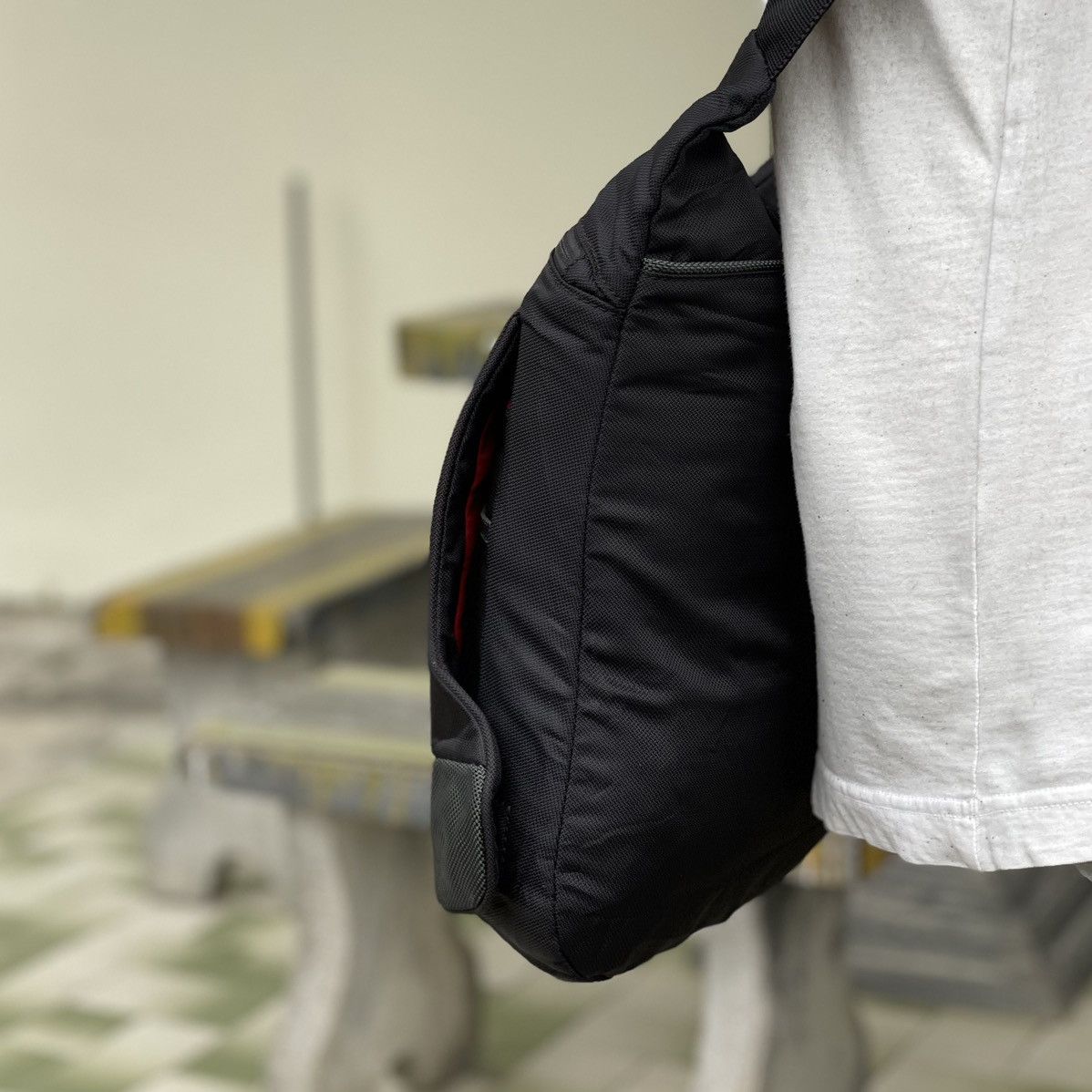 Tumi Tumi T-Tech Flap Sling Bag Size ONE SIZE - 3 Thumbnail