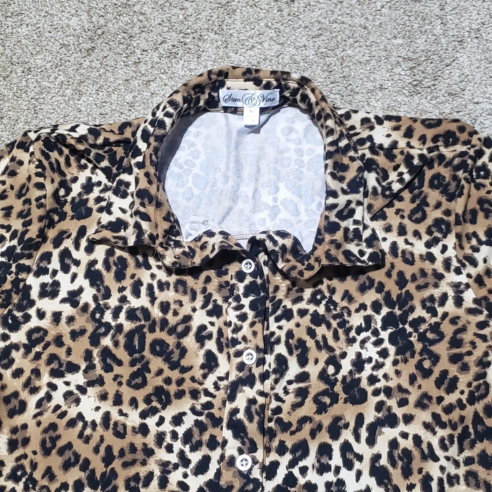 Vintage Stem & Vine Shirt Women L Brown Animal Print Button Blouse Long Sleeve V-Neck Adjustable Strap Roll Tab Sleeve All Seasons Slim Regular Size L / US 10 / IT 46 - 2 Thumbnail