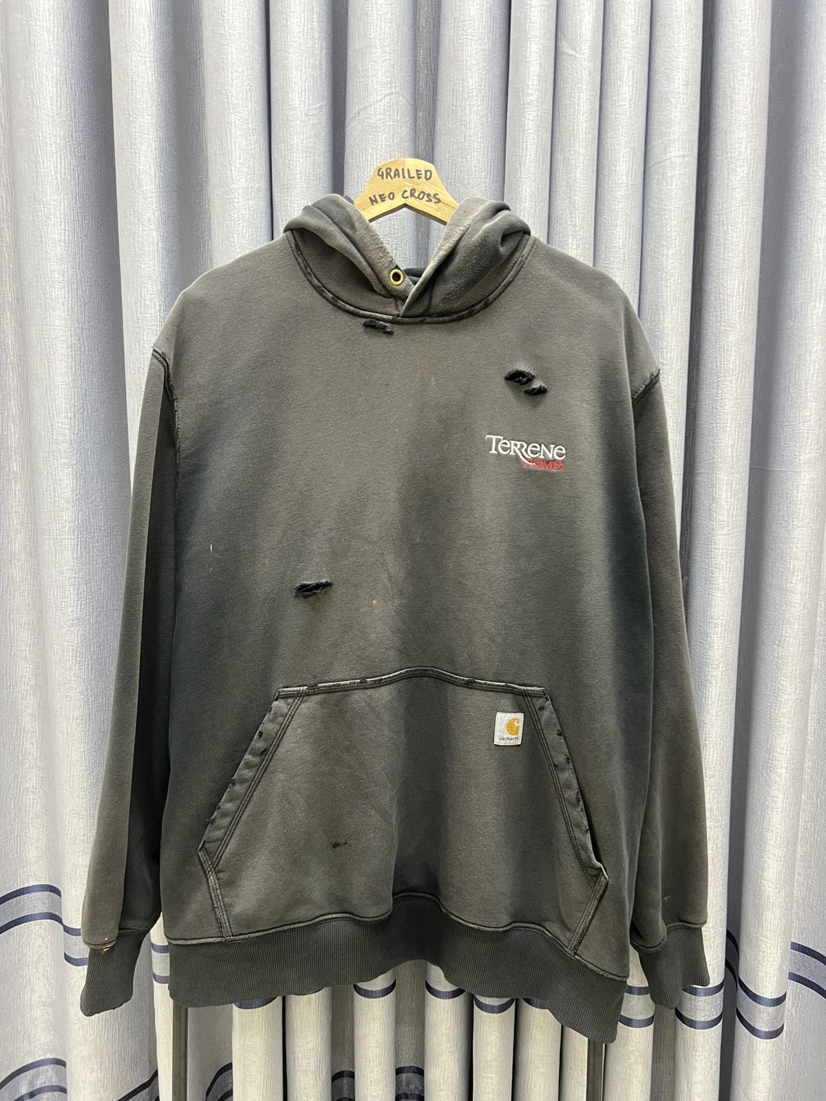 Carhartt THRASHED FADED CARHARTT DISTRESSED OVERSIZE BLANK HOODIE Size US XL / EU 56 / 4 - 1 Thumbnail