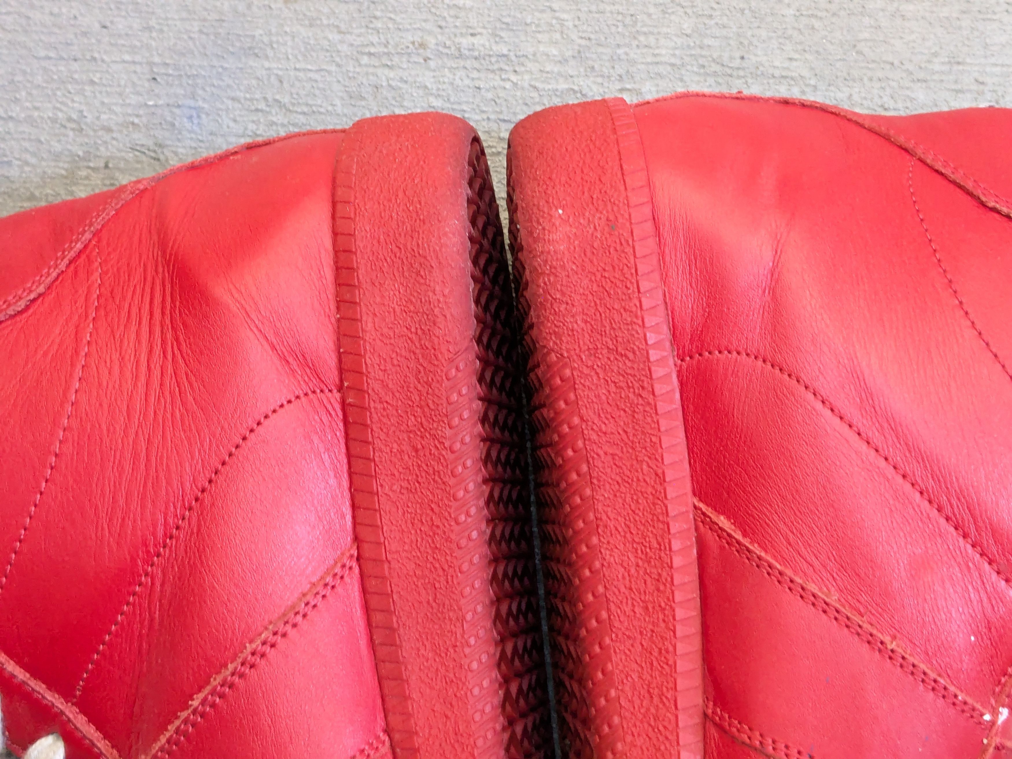 Maison Margiela Maison Margiela GAT Replica Red Paint Splatter 9 42 Leather Size US 9 / EU 42 - 15 Thumbnail