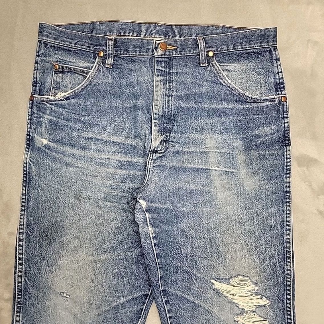 Wrangler Wrangler Jeans Men 38x34 Blue Faded Whiskered Cowboy Distressed Workwear Size US 38 / EU 54 - 3 Thumbnail