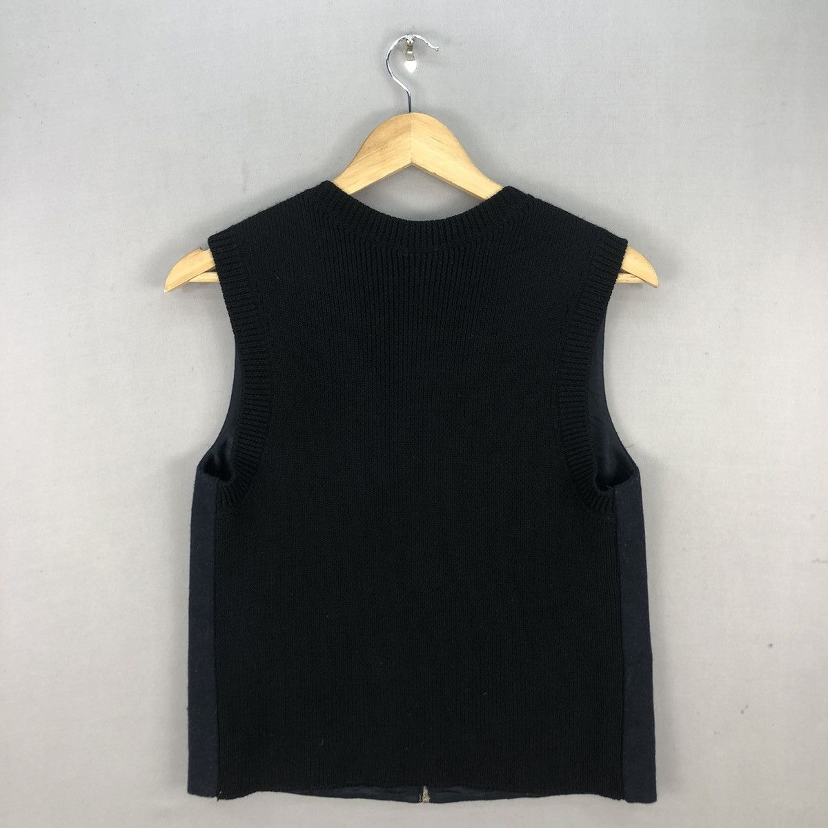 agnes b. Agnes B Wool Knit Vests Size US XS / EU 42 / 0 - 6 Thumbnail