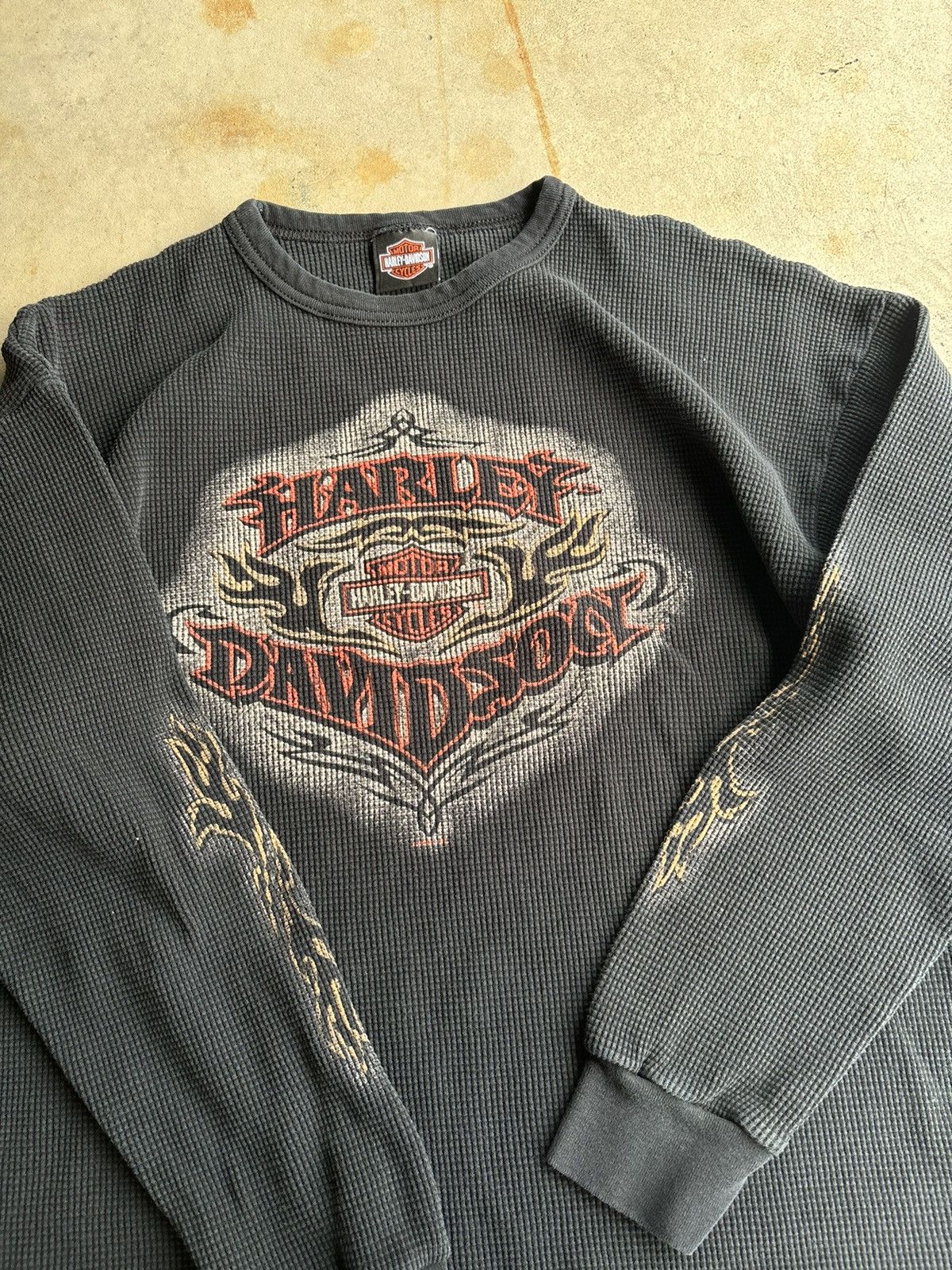 Other Crazy 2004 Harley Davidson Tribal Thermal Boxy Fit Liner Size US XL / EU 56 / 4 - 3 Thumbnail