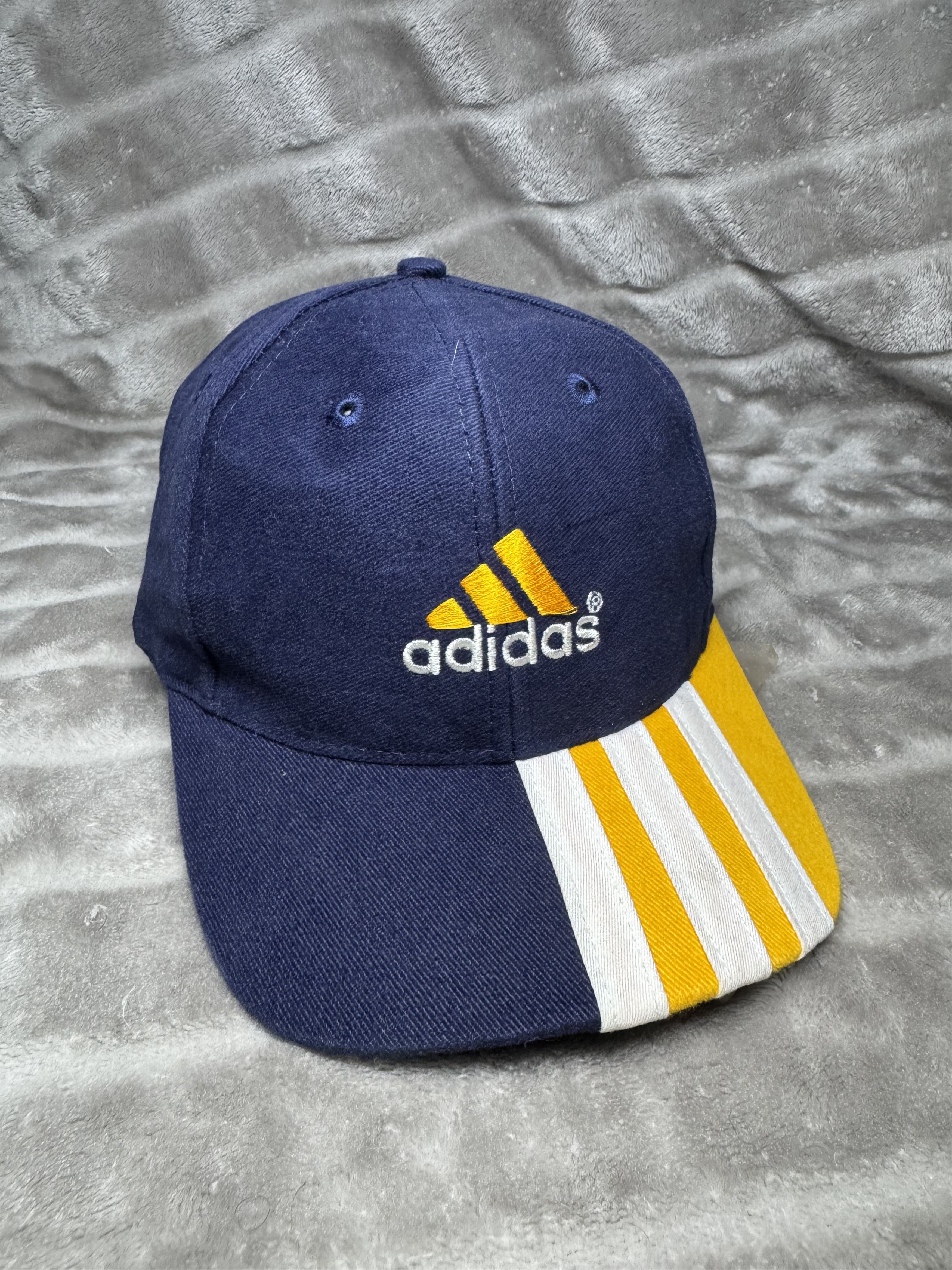 Adidas Vintage Adidas Three Stripes Hat Cap Snapback Size ONE SIZE - 1 Thumbnail