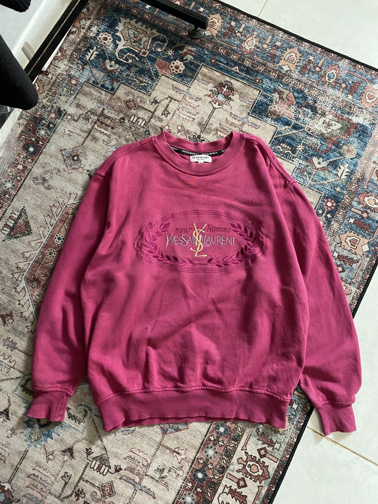 【安心発送】 Yves Laurent Saint Yves Saint Sweatshirt Homme Pour Laurent トップス