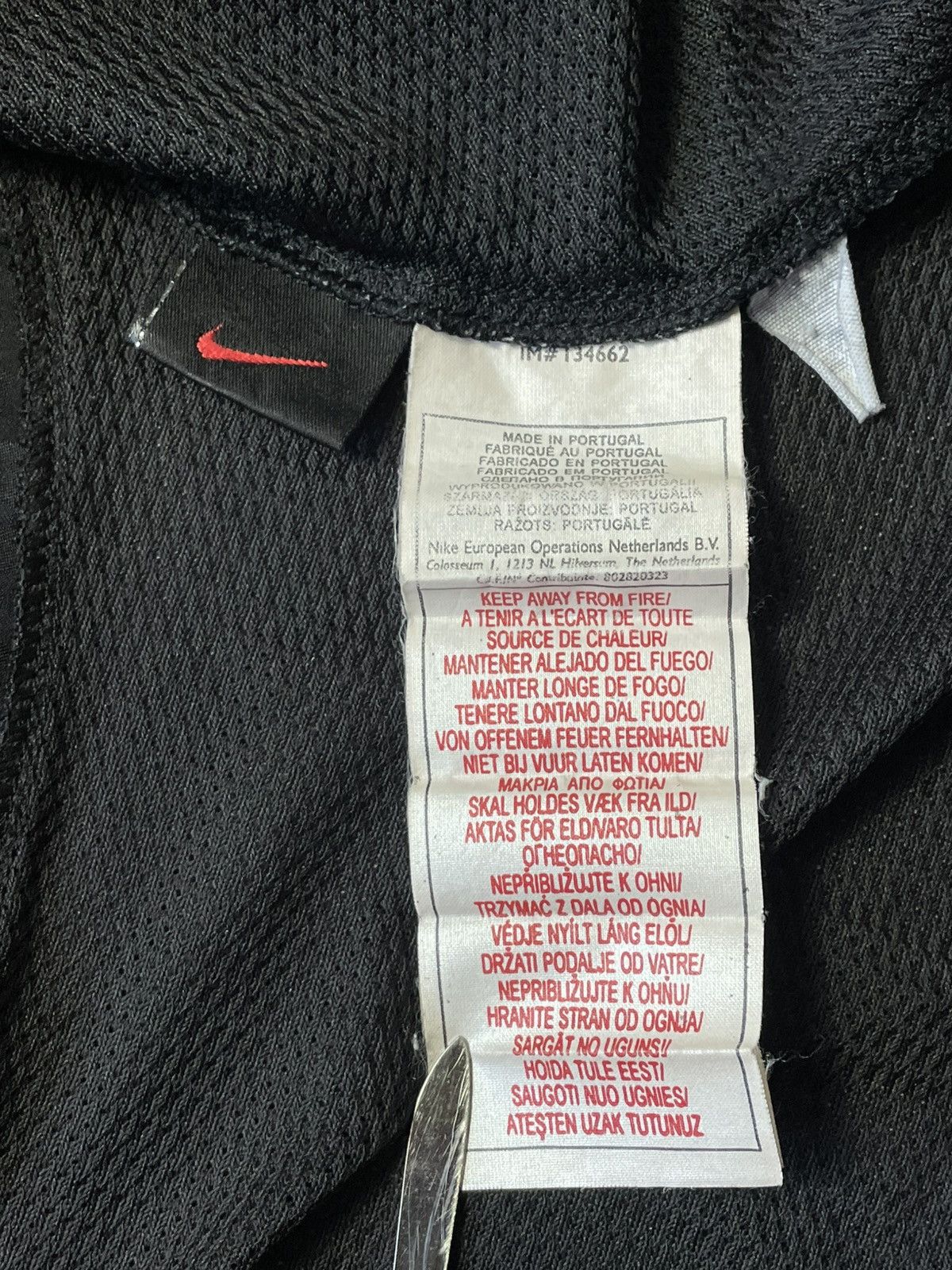 Nike Nike Manchester United 2003 2005 Vintage Away Soccer Jersey Size US L / EU 52-54 / 3 - 7 Thumbnail