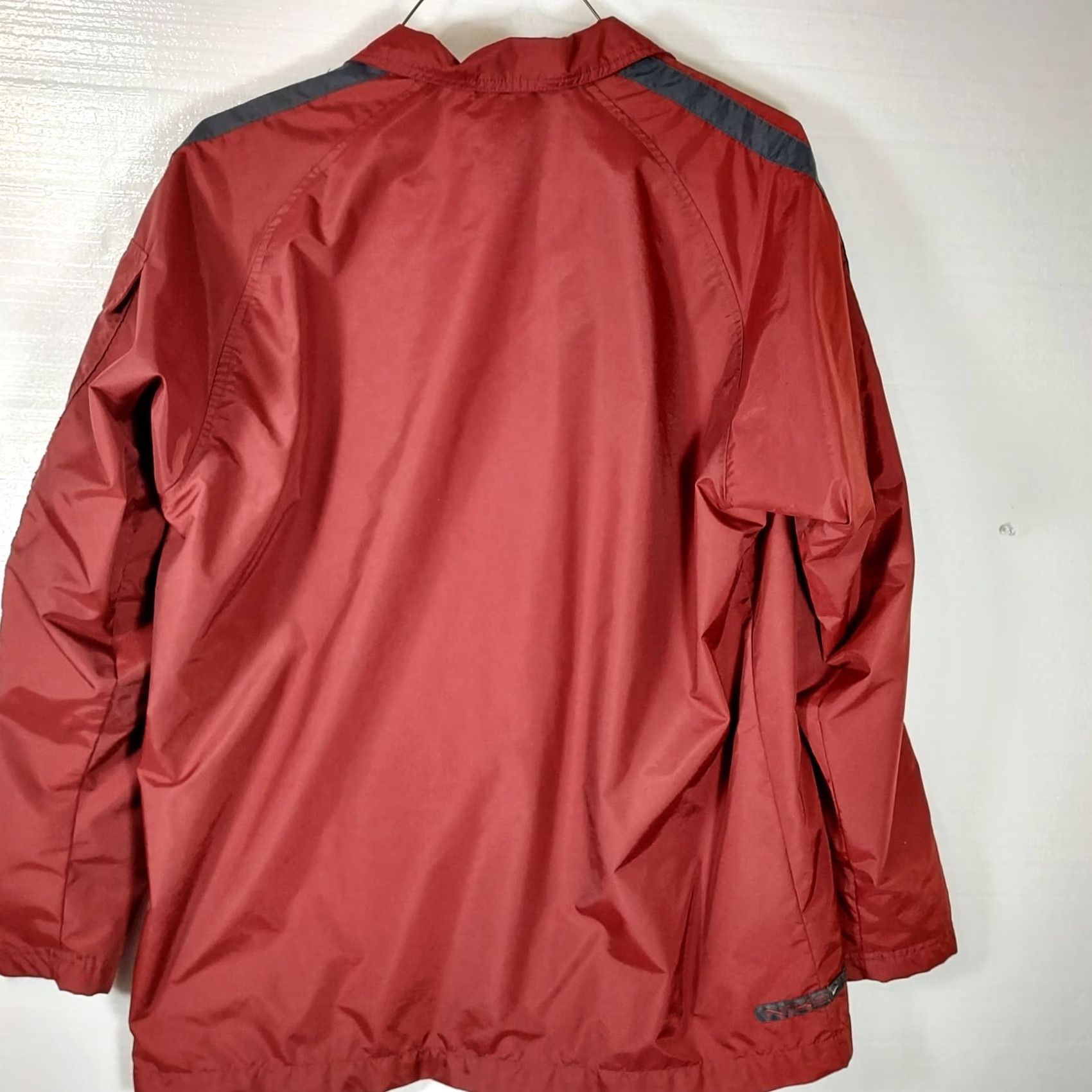 Nike VINTAGE Nike Jacket Men’s Large Red Windbreaker Full Zip Size US L / EU 52-54 / 3 - 3 Thumbnail