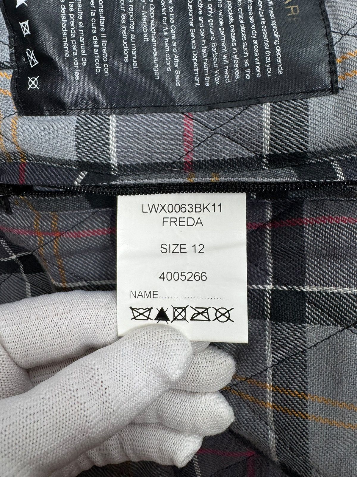 Barbour Barbour International Freda Wax Coat Belted size UK12 US8 Size M / US 6-8 / IT 42-44 - 21 Thumbnail