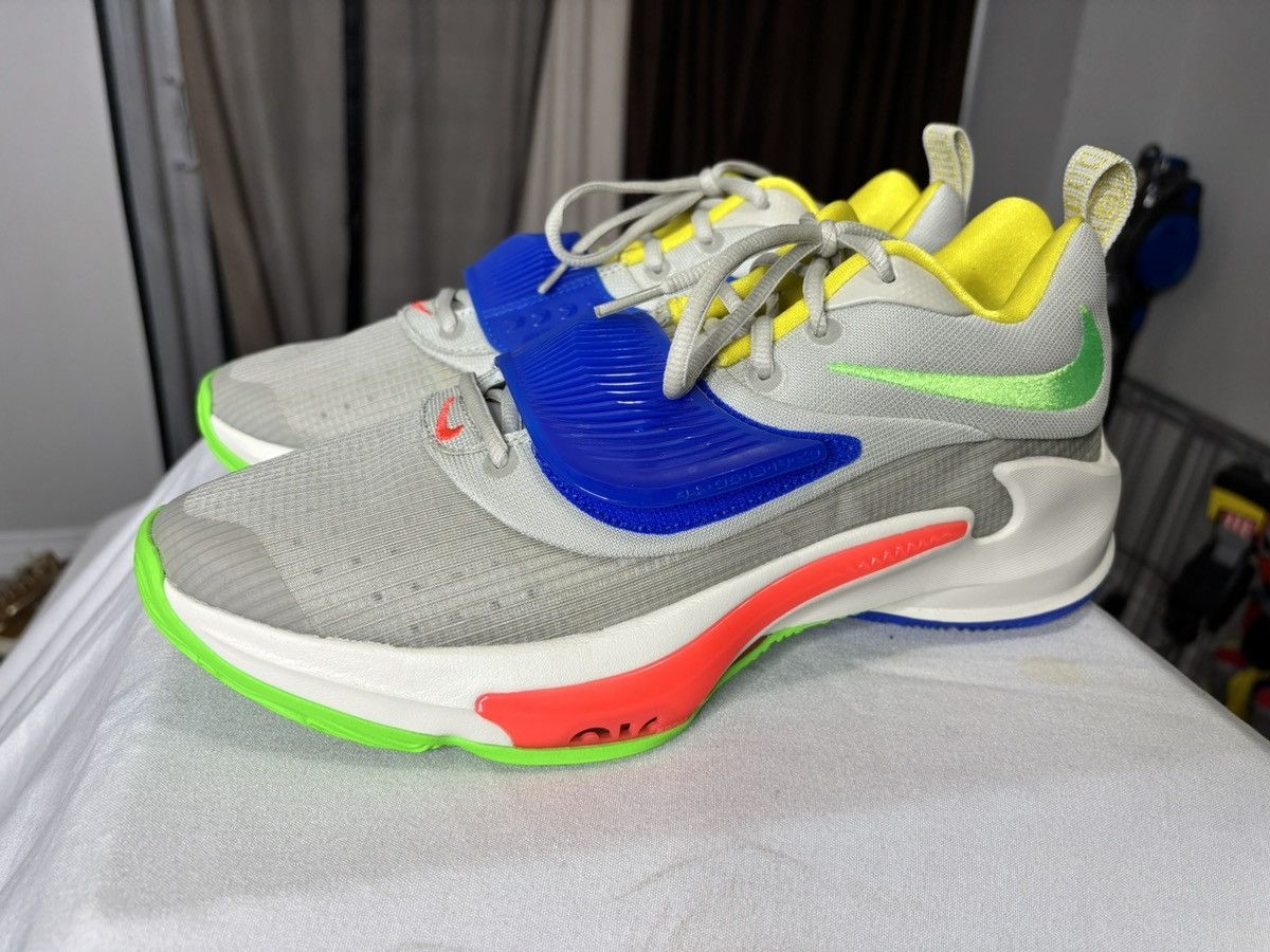 Nike Nike Zoom Freak 3 "Dutch Blue" (Giannis Antetokounmpo) Size US 11 / EU 44 - 1 Thumbnail
